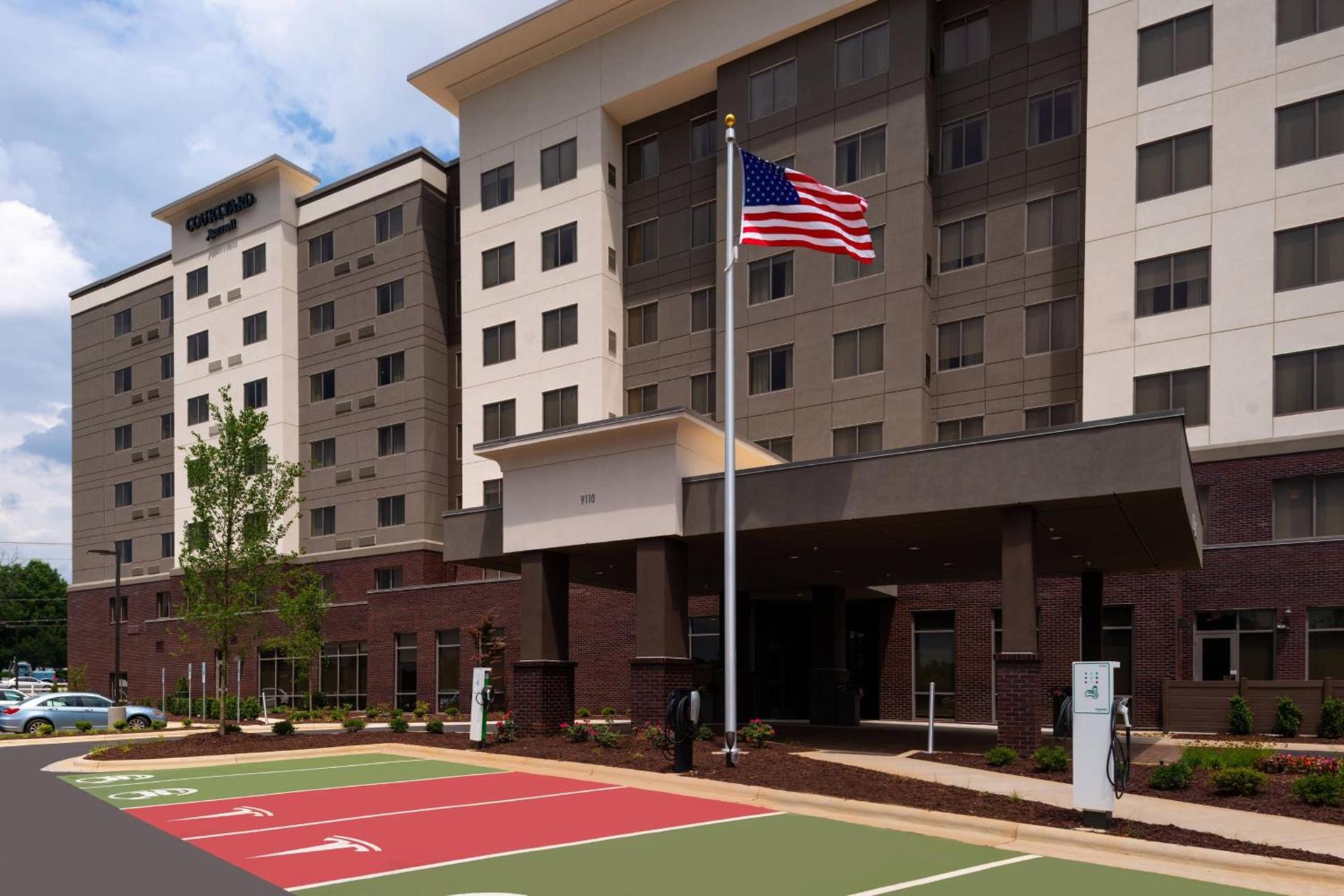 Residence Inn by Marriott Charlotte Northlake photo 17