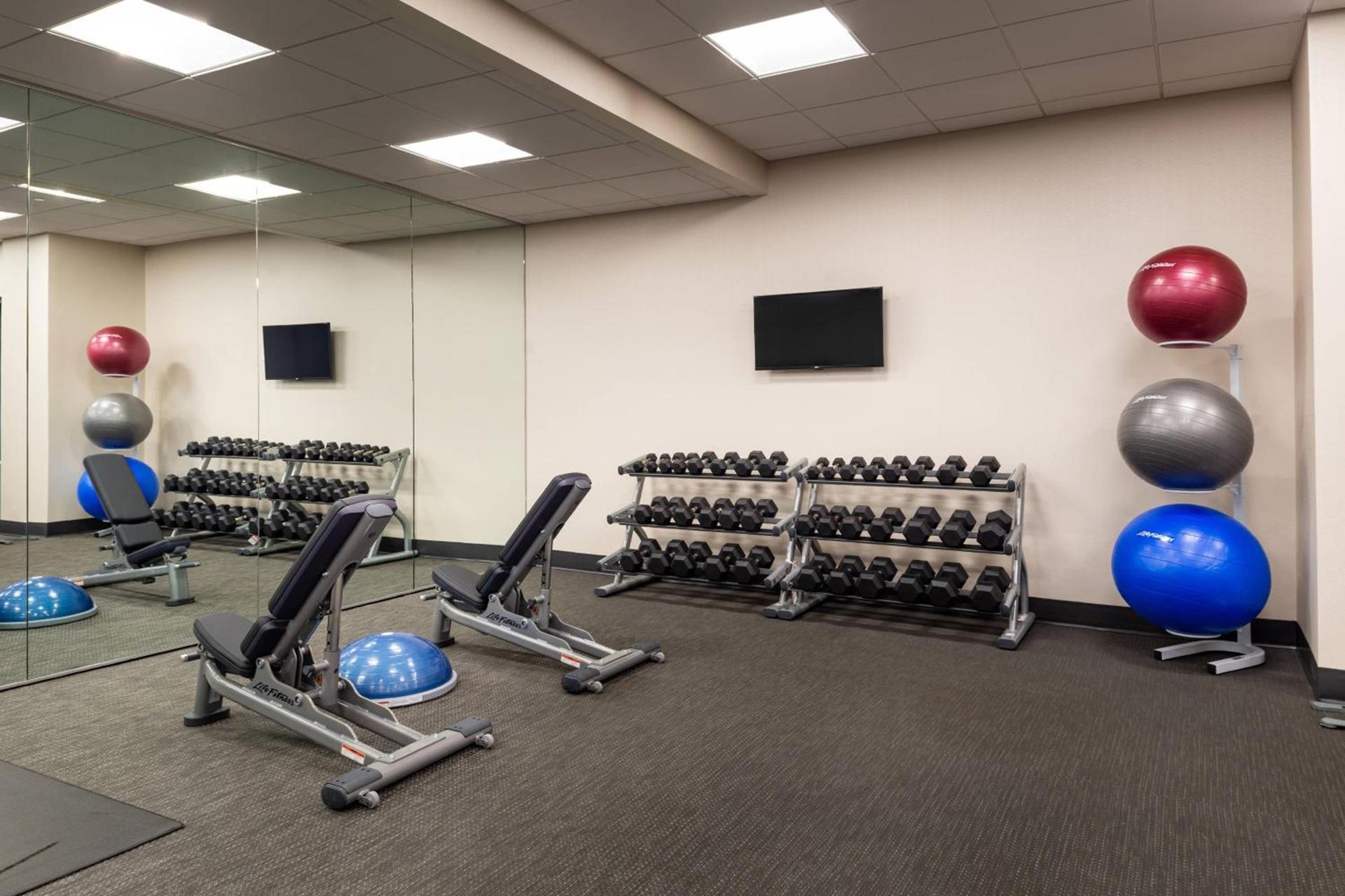 Residence Inn by Marriott Charlotte Northlake photo 33