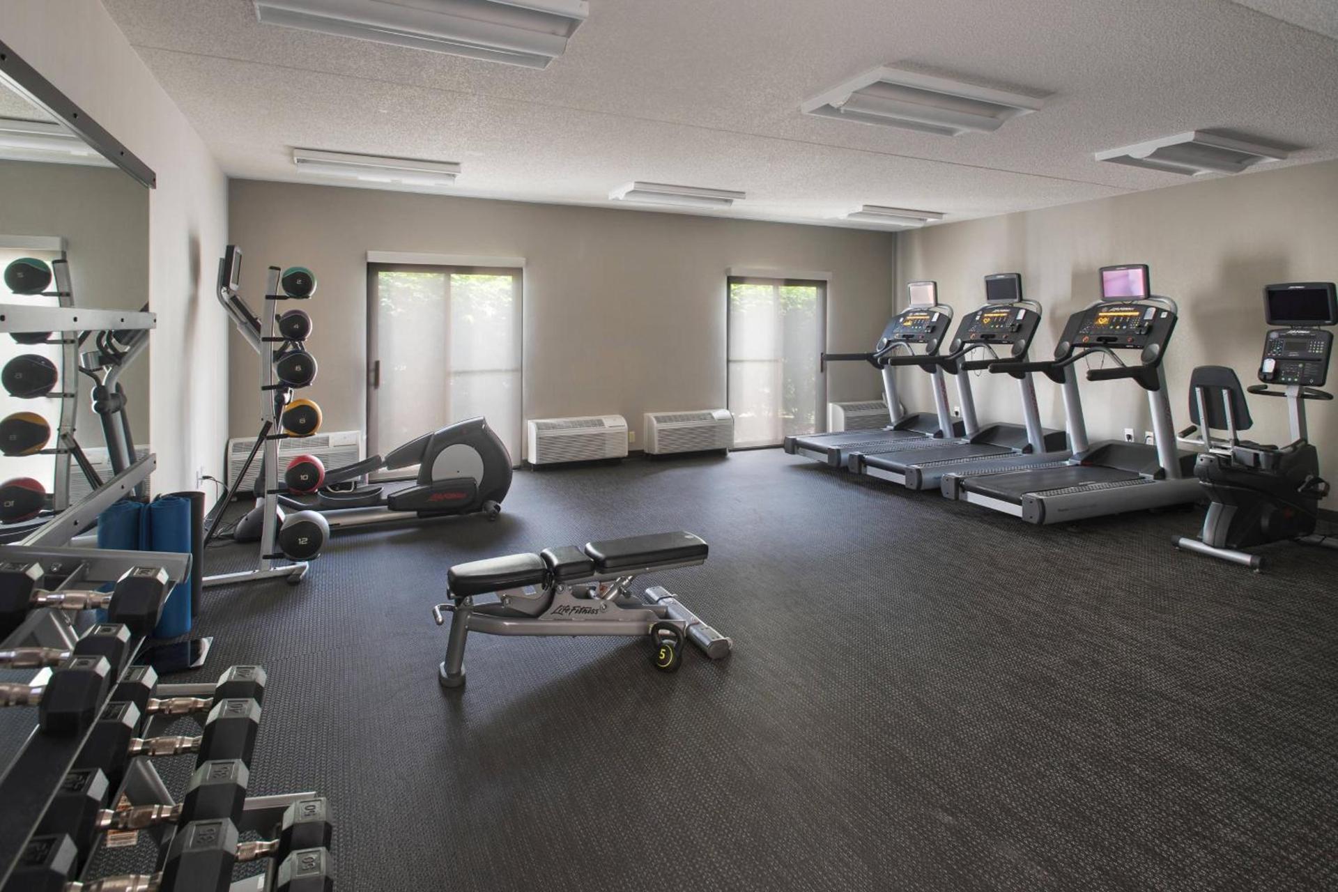 Courtyard by Marriott Lincroft Red Bank photo 38