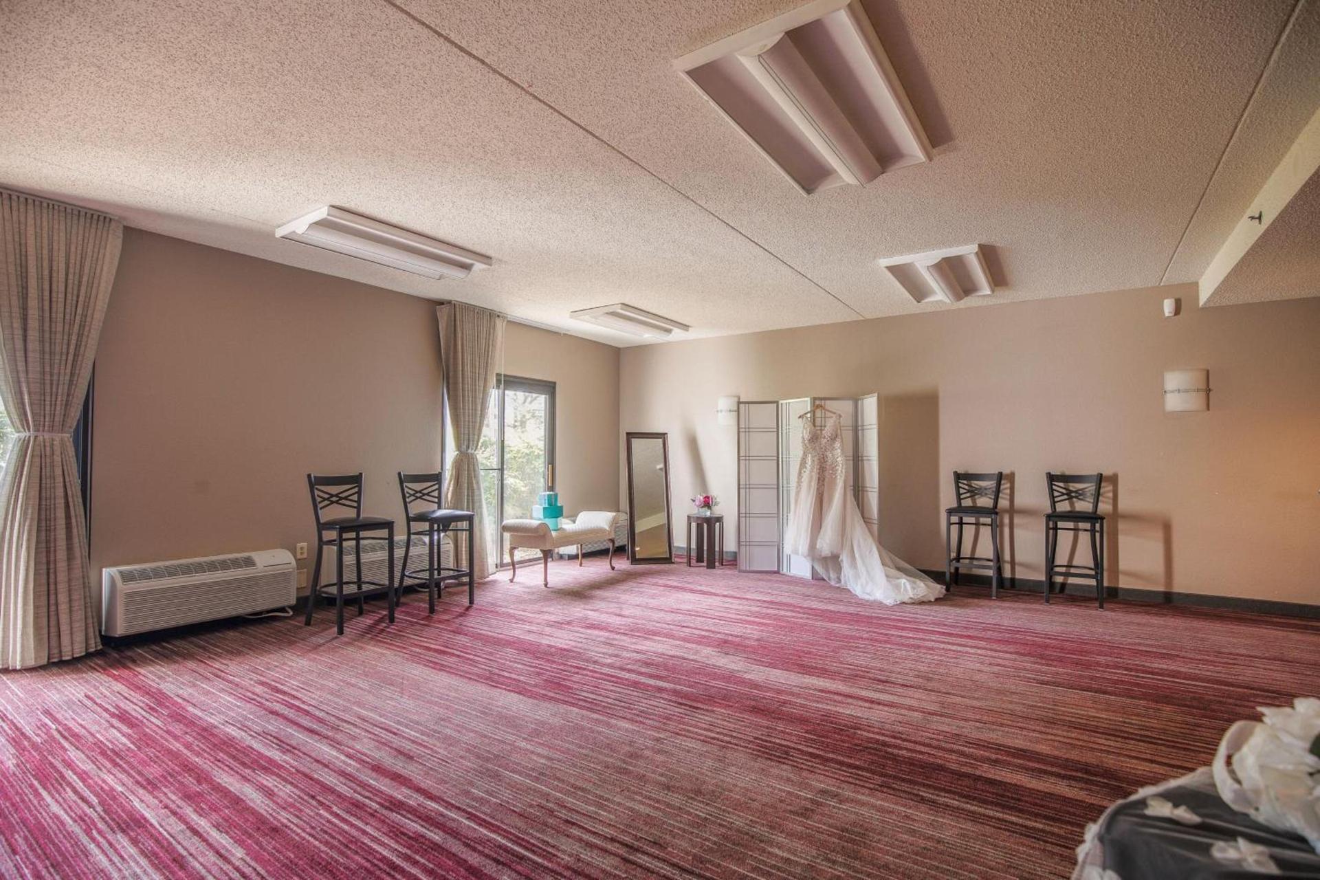 Courtyard by Marriott Lincroft Red Bank photo 47