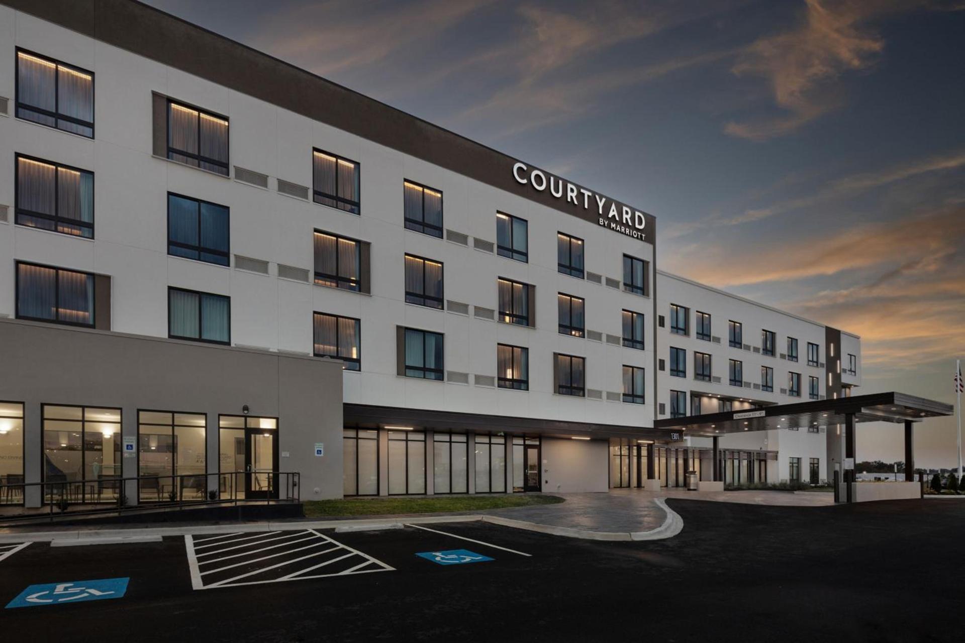 Courtyard by Marriott Conway — hotel in Conway