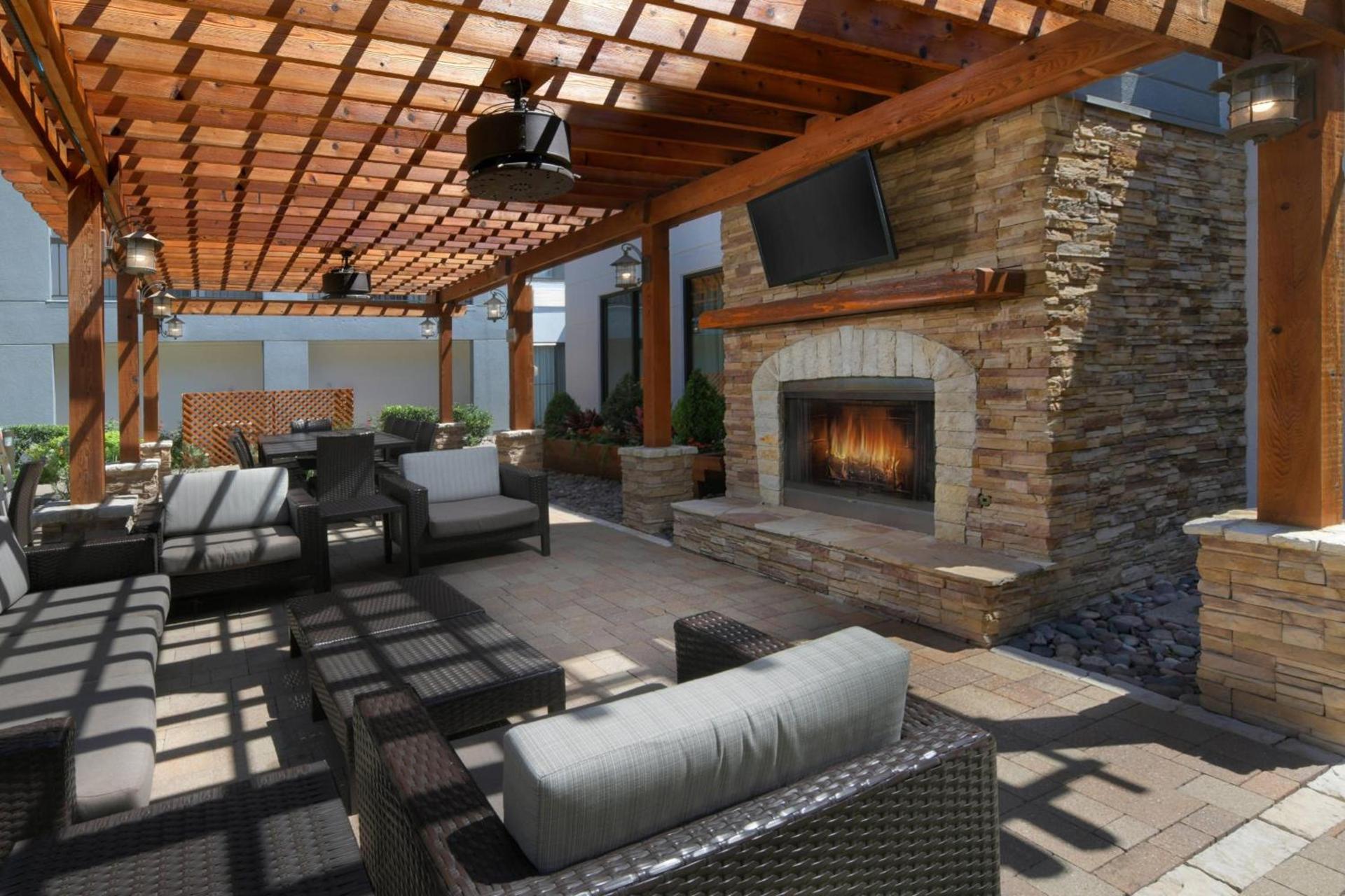 Courtyard by Marriott Dallas DFW Airport North/Irving photo 33