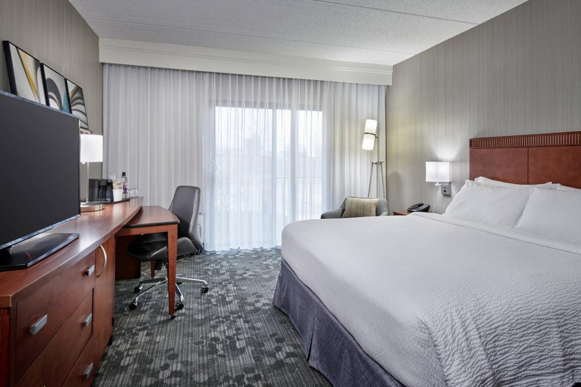 Courtyard Chicago Oakbrook Terrace photo 16