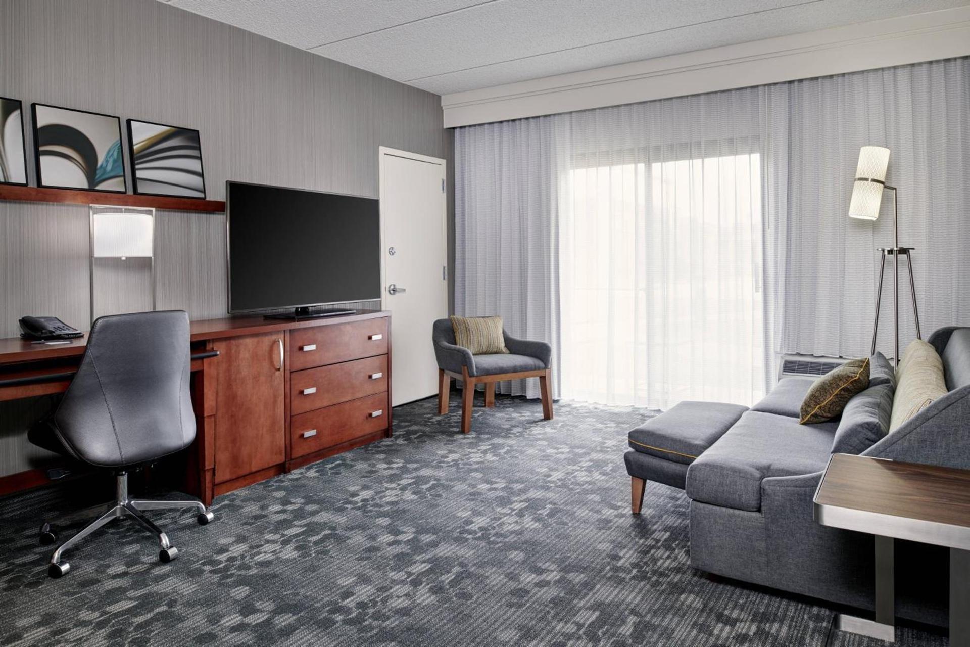 Courtyard Chicago Oakbrook Terrace photo 23