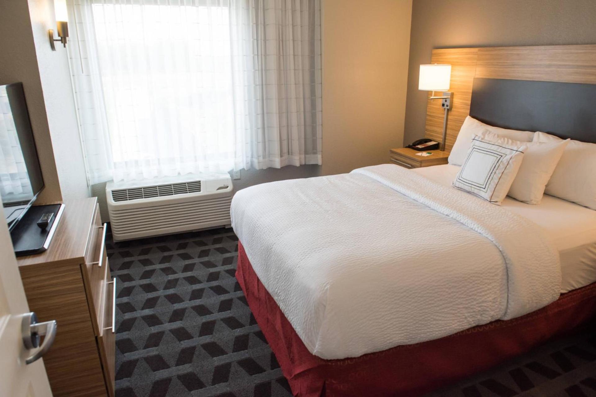 TownePlace Suites by Marriott Battle Creek photo 14