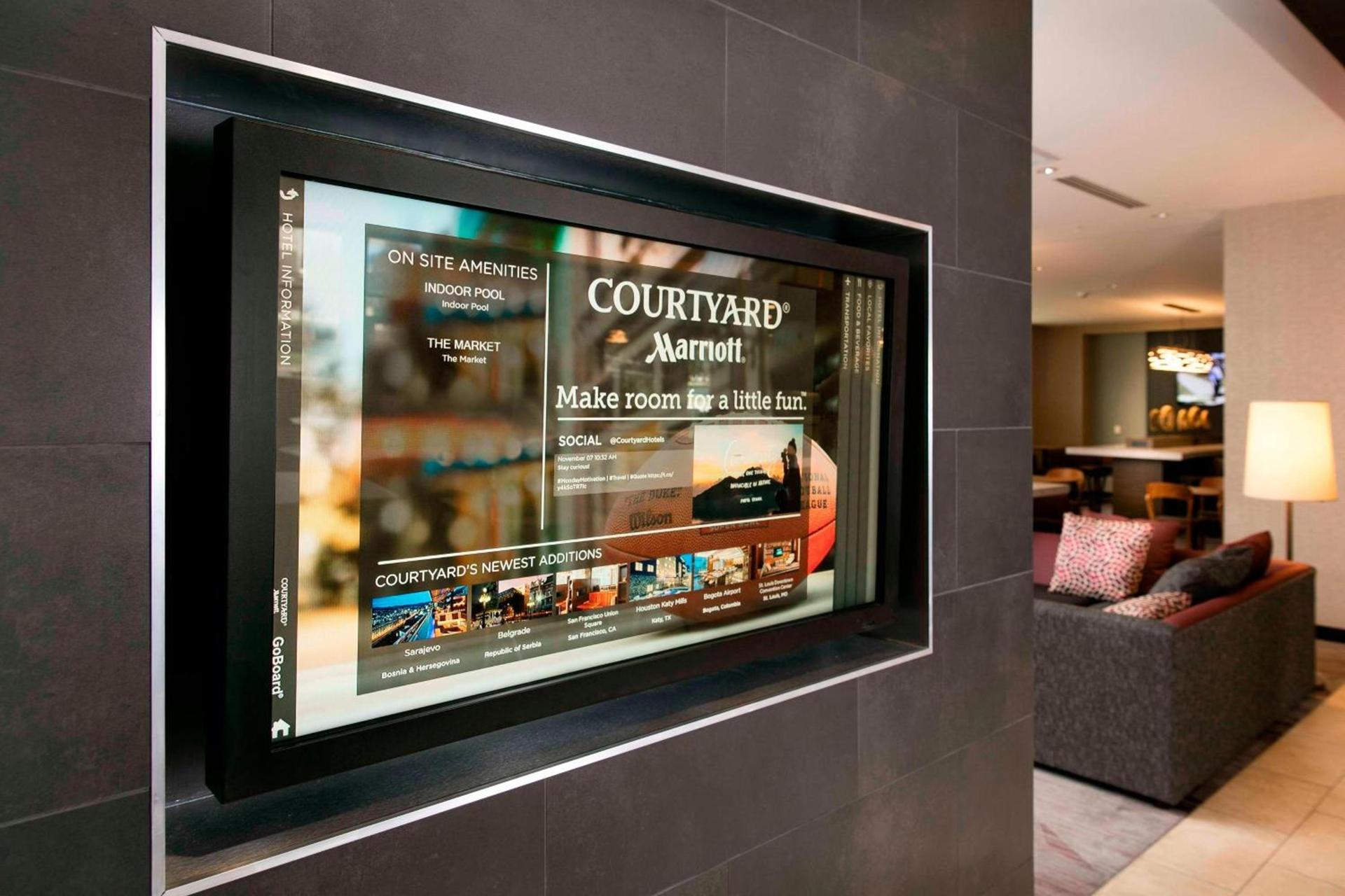 Courtyard by Marriott Indianapolis Downtown photo 22