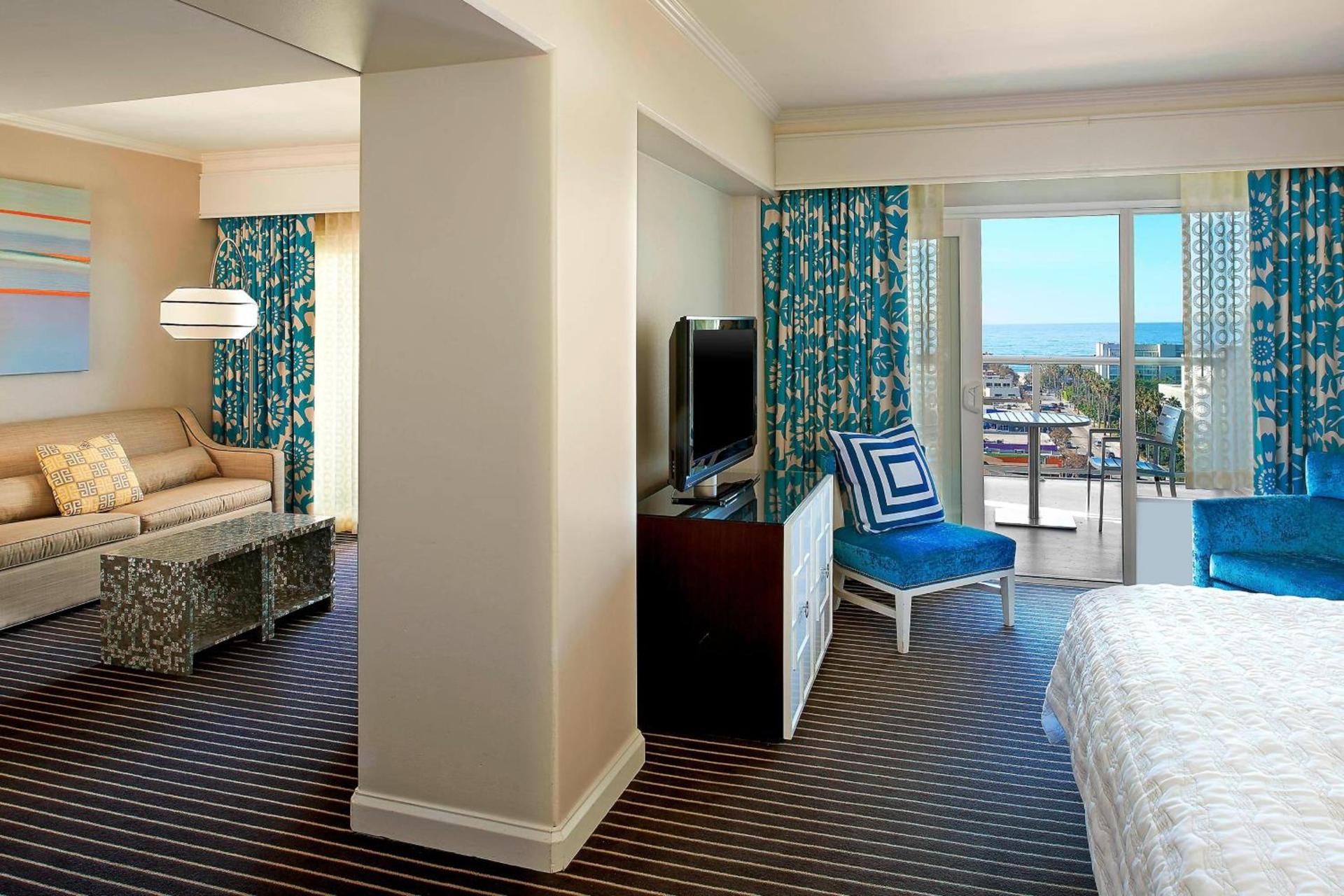 Hyatt Centric Delfina Santa Monica photo 28