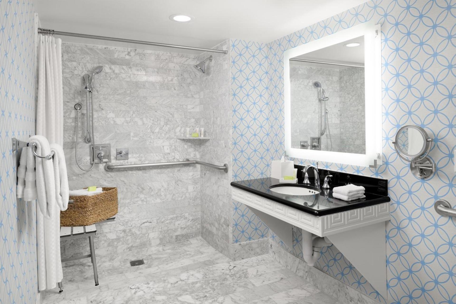 Hyatt Centric Delfina Santa Monica photo 25