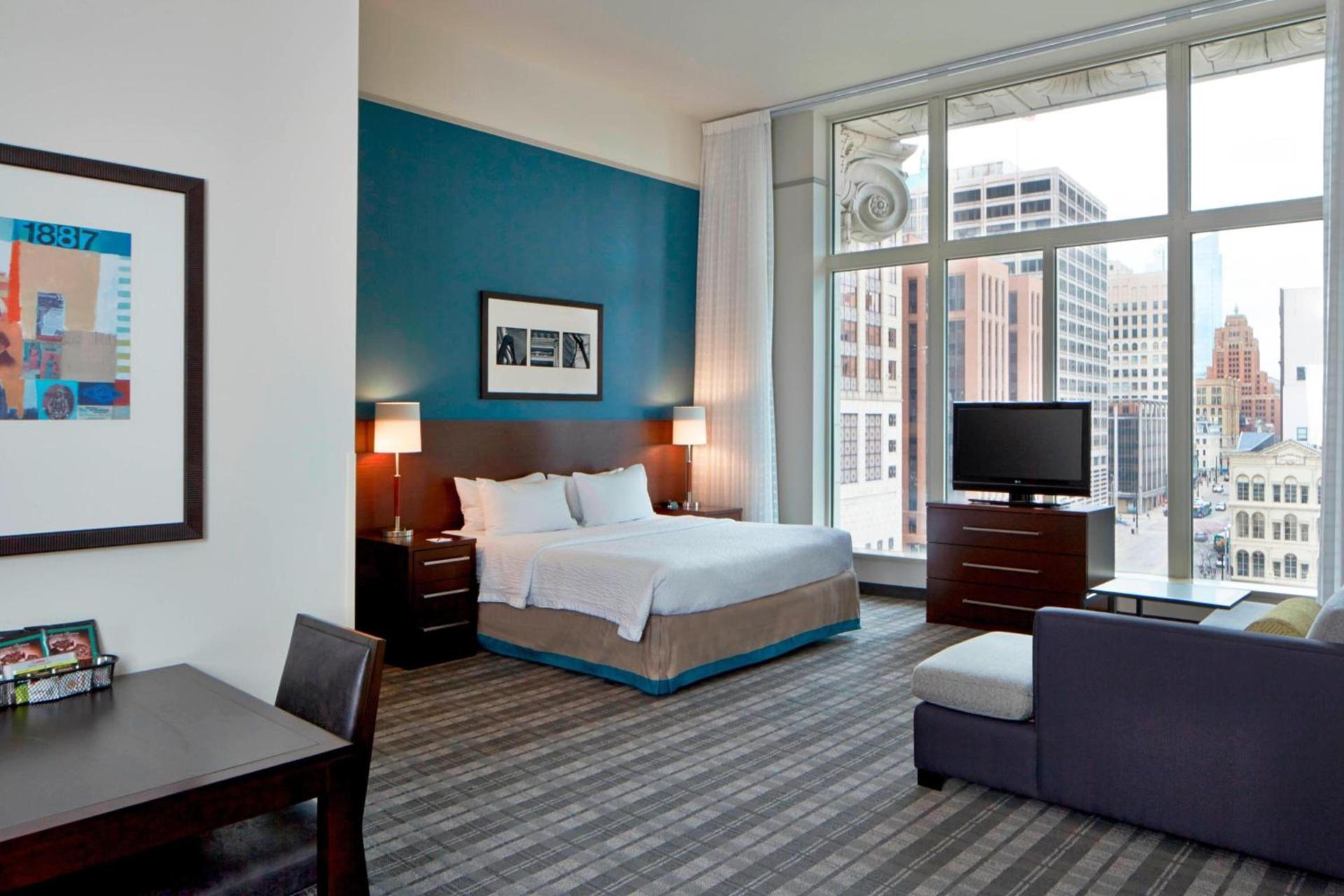 Residence Inn Milwaukee Downtown photo 7