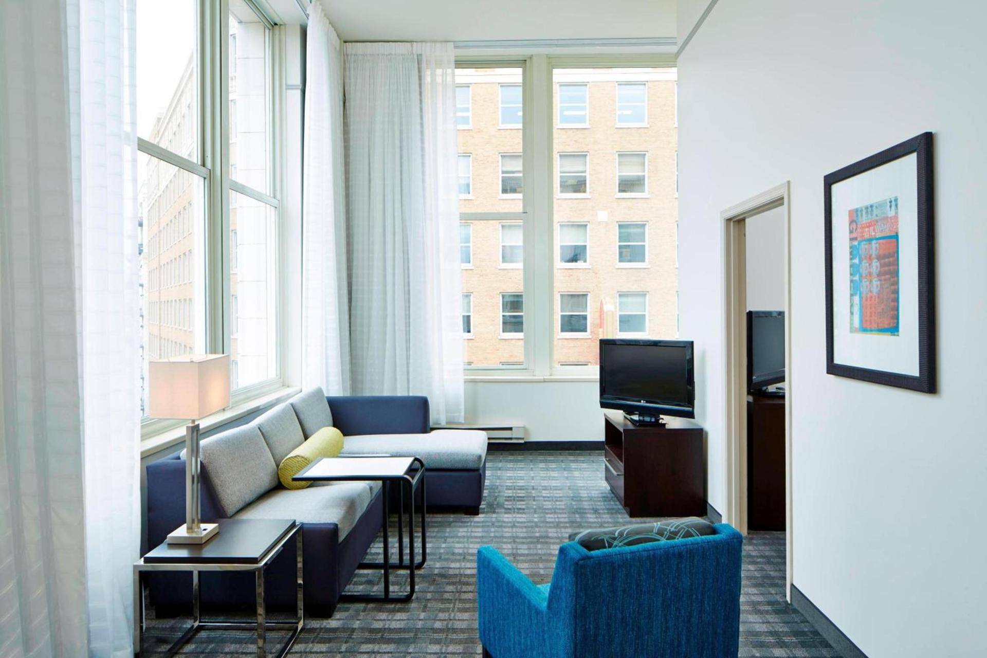Residence Inn Milwaukee Downtown photo 16