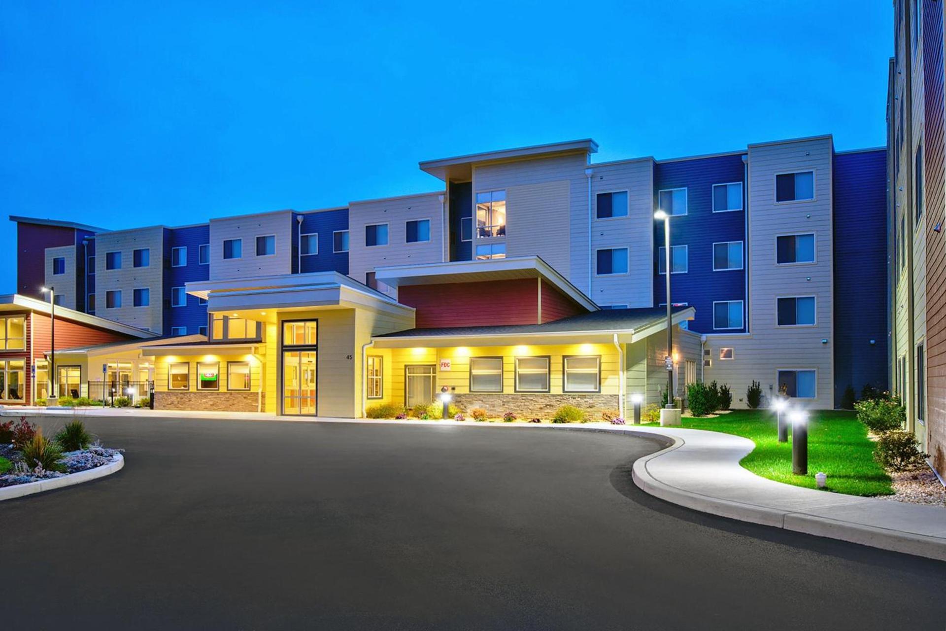 Residence Inn by Marriott Reading photo 2