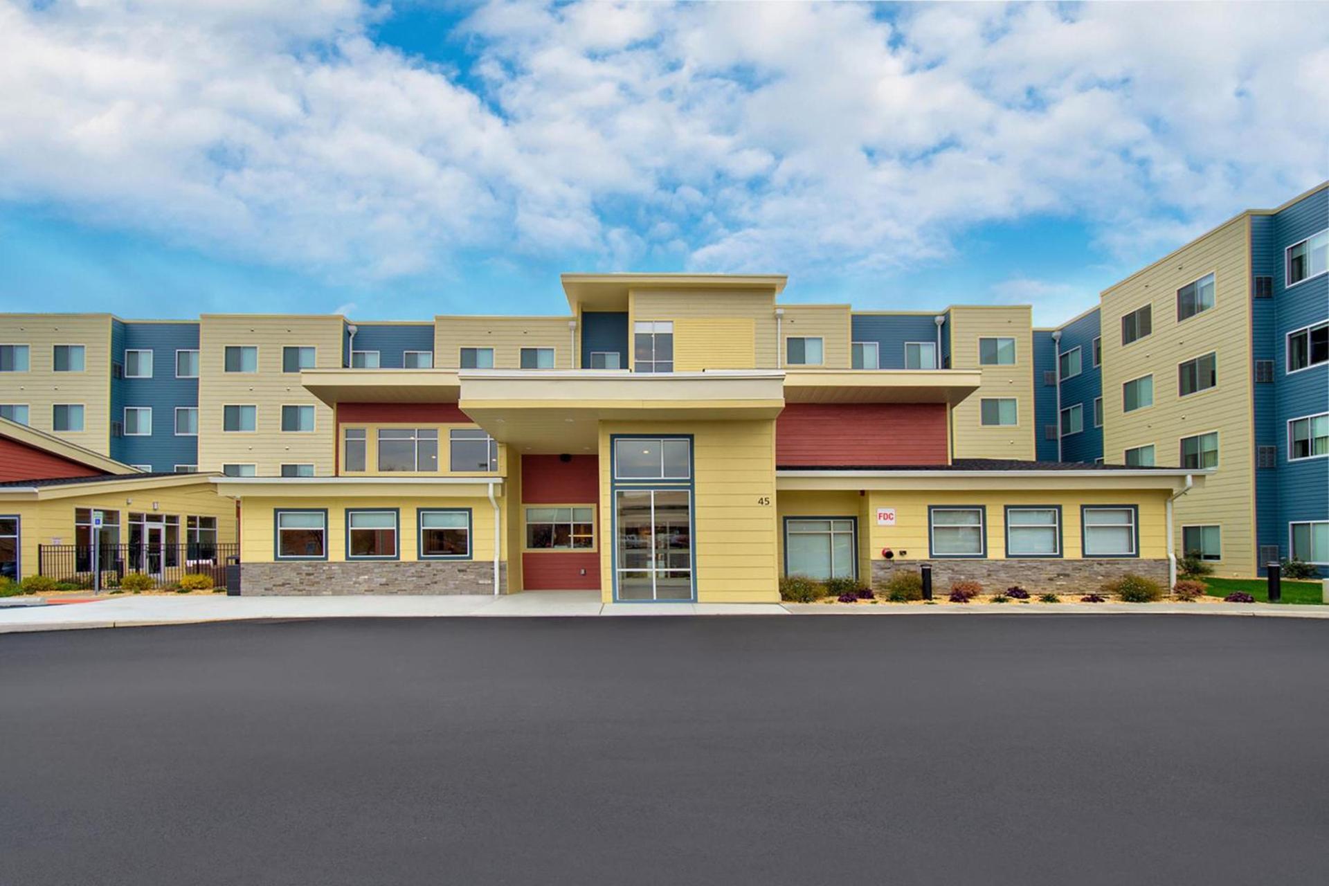 Residence Inn by Marriott Reading photo 3
