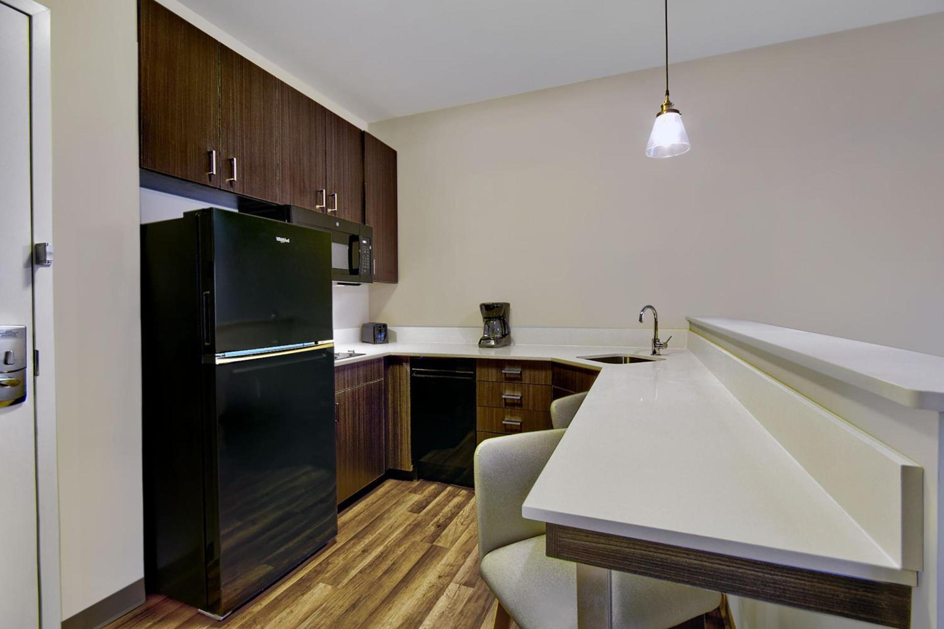 Residence Inn by Marriott Reading photo 15