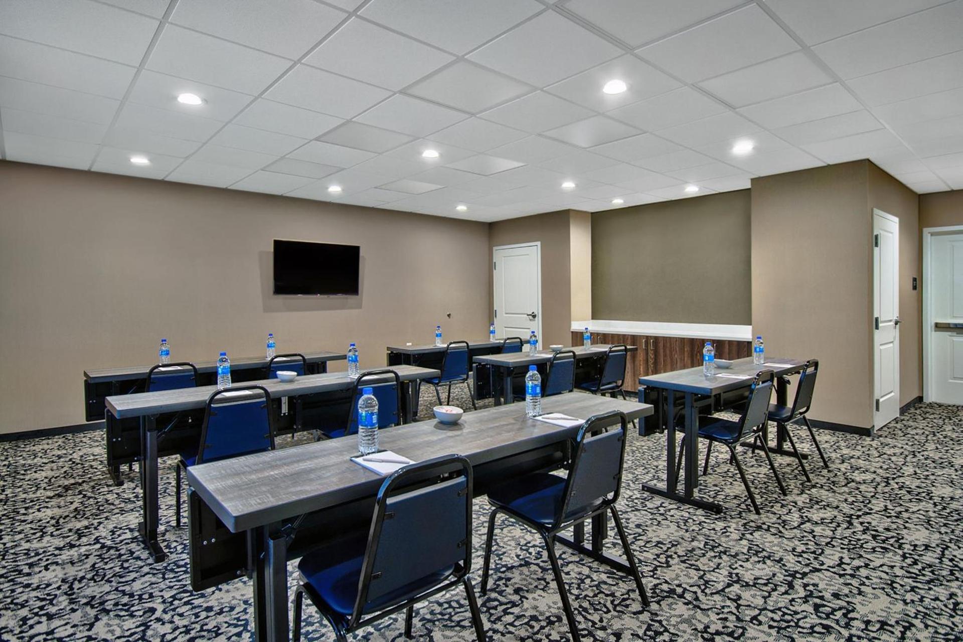 Residence Inn by Marriott Reading photo 37