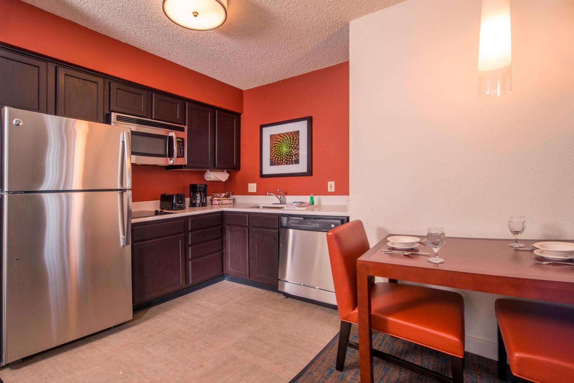 Residence Inn Fairfax Merrifield photo 12