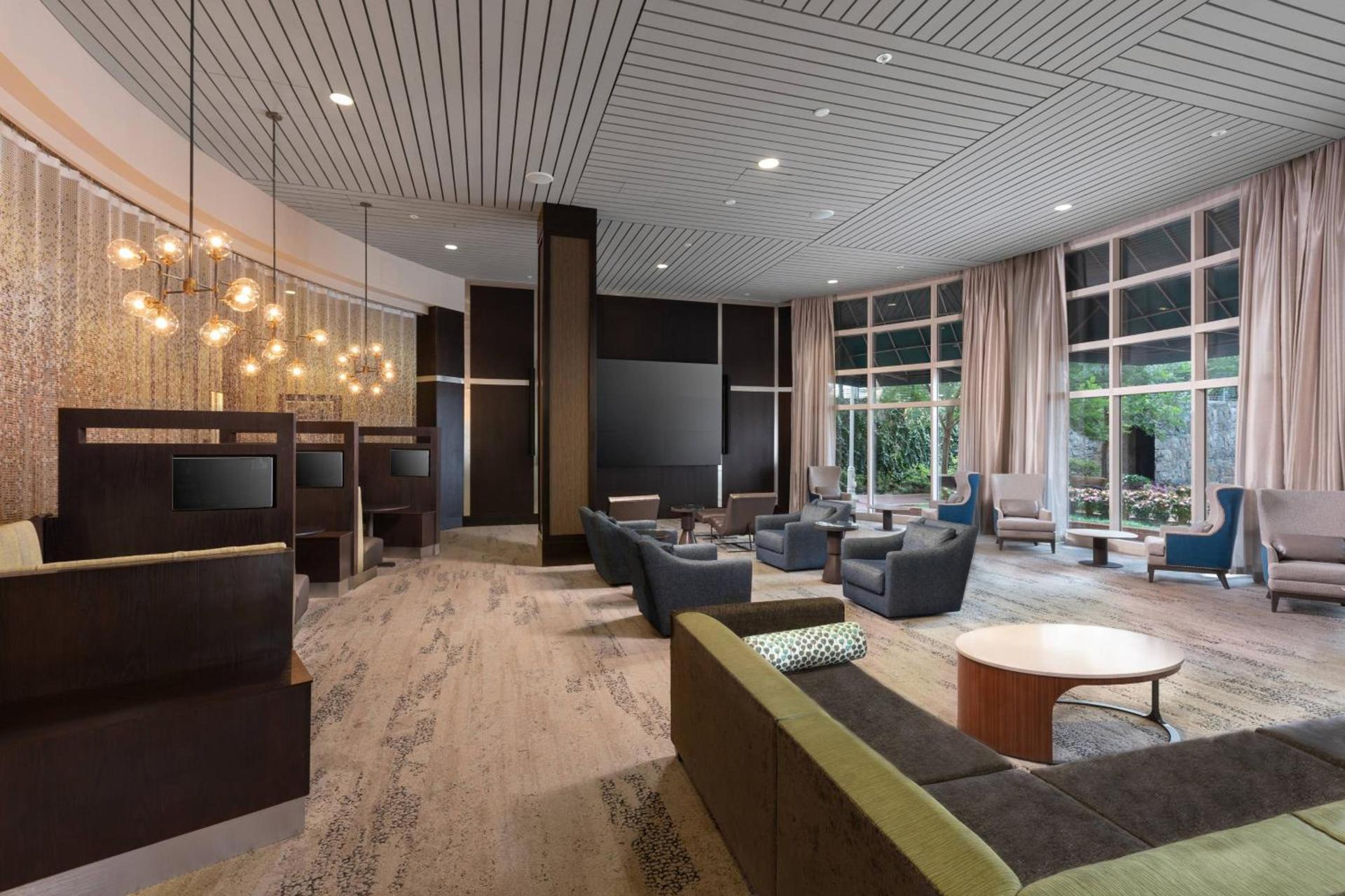 Courtyard by Marriott Greenville Downtown photo 13