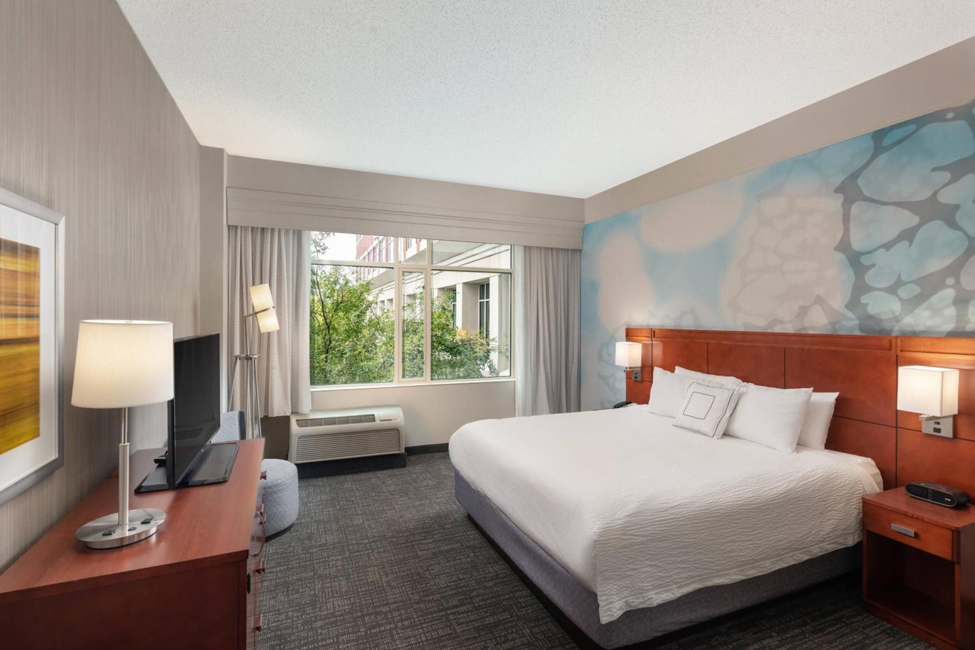 Courtyard by Marriott Greenville Downtown photo 23