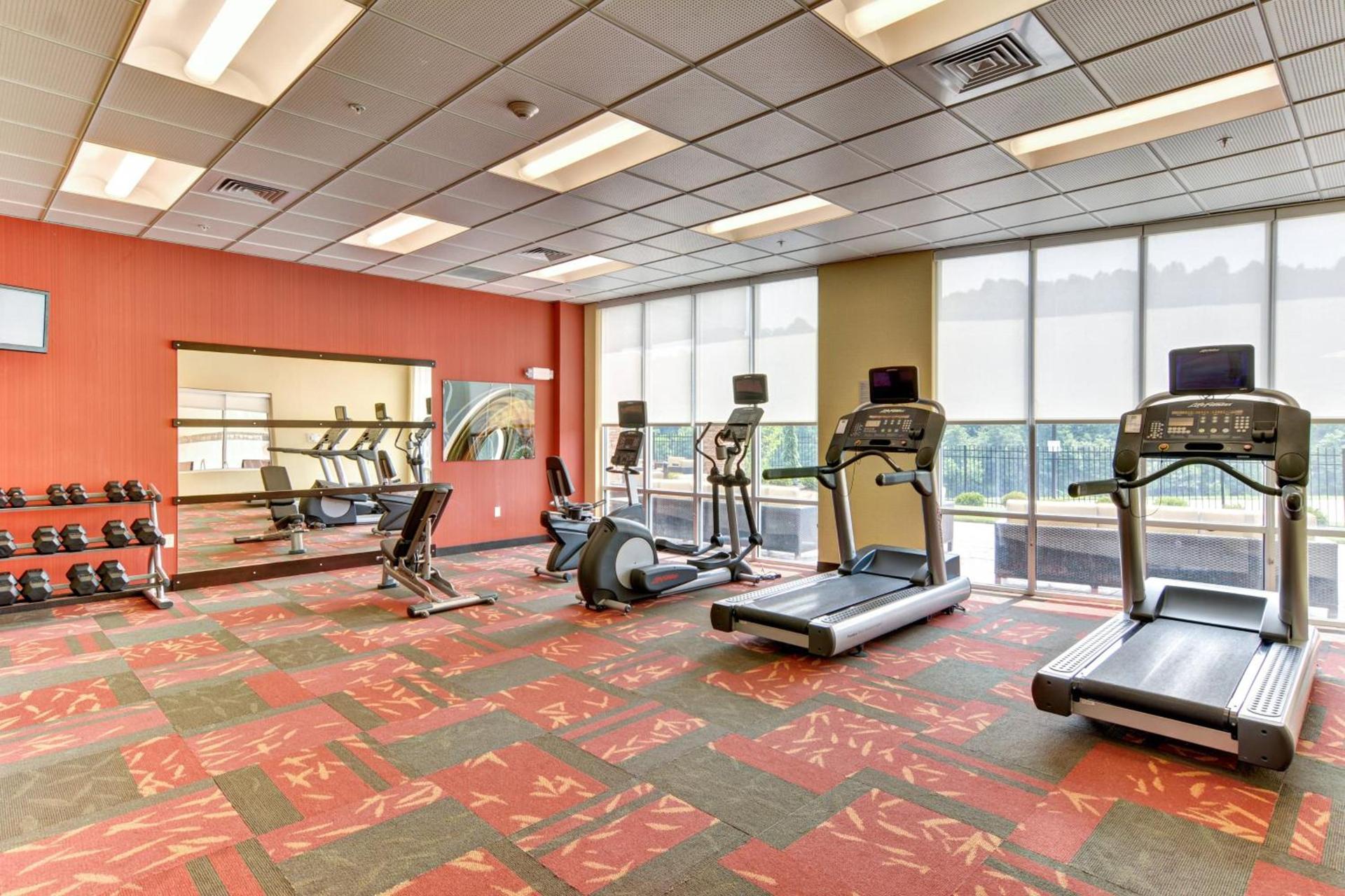 Courtyard by Marriott Bridgeport Clarksburg photo 23