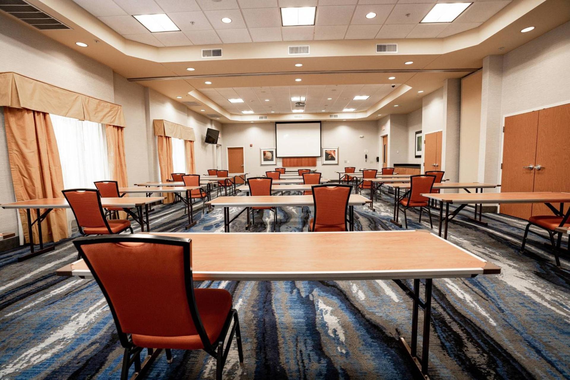 Fairfield Inn & Suites by Marriott Kearney photo 39