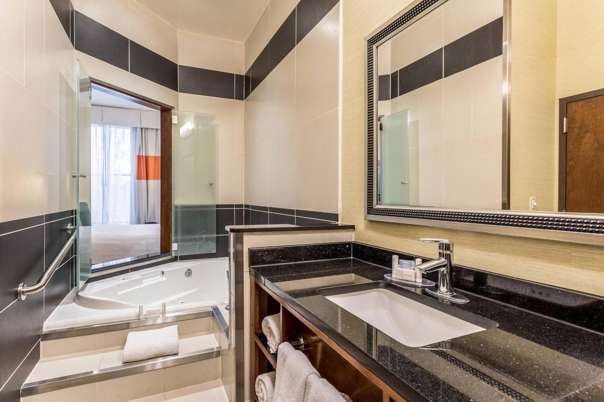 Fairfield Inn & Suites by Marriott Alamogordo photo 10