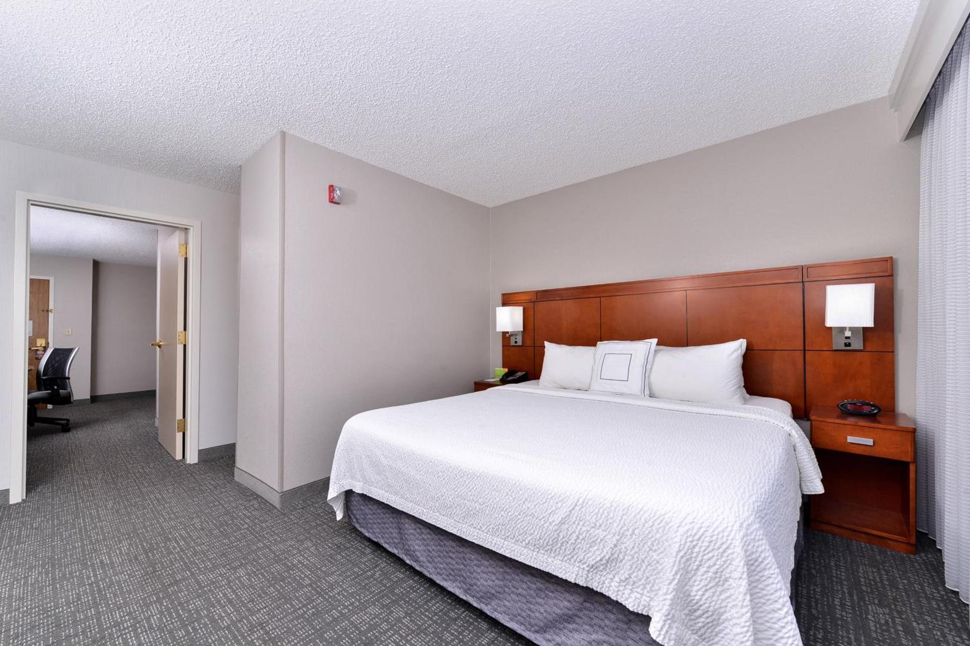Courtyard by Marriott Laredo photo 17
