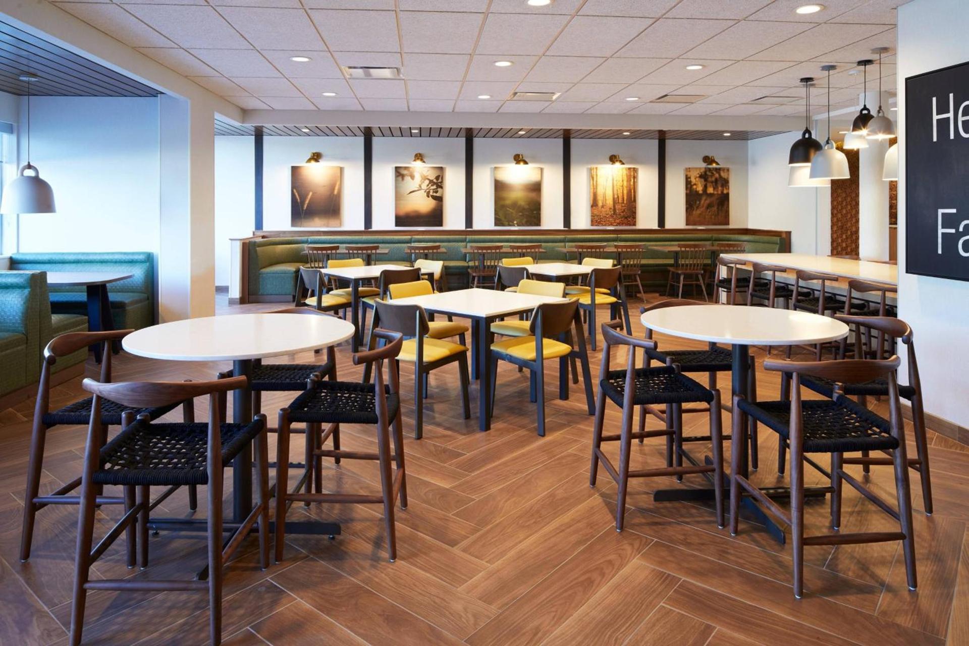 Fairfield Inn & Suites by Marriott Riverside Moreno Valley photo 13