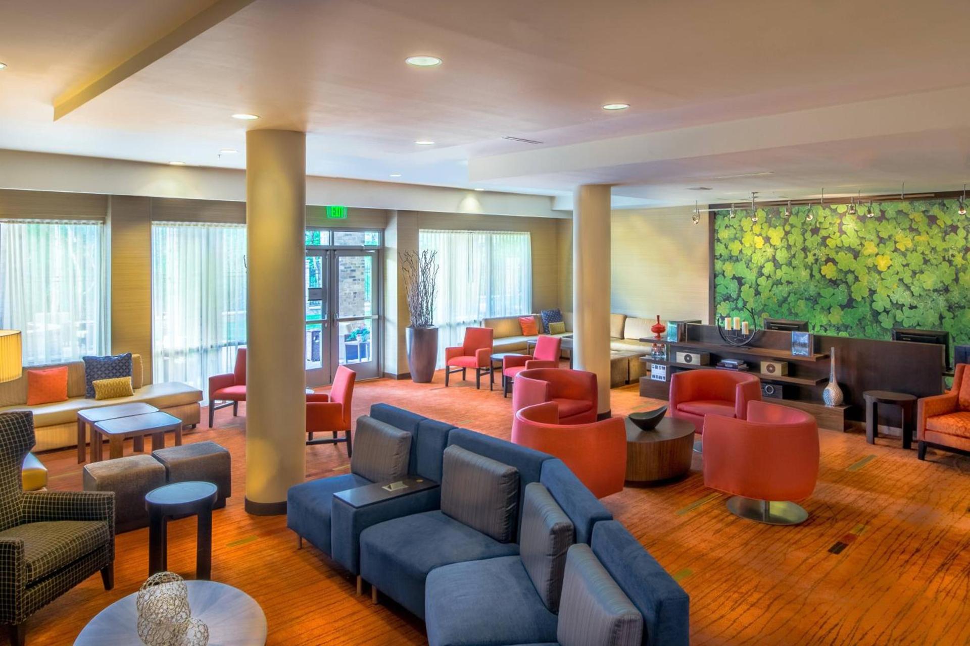 Courtyard by Marriott Charleston Downtown/Civic Center photo 8
