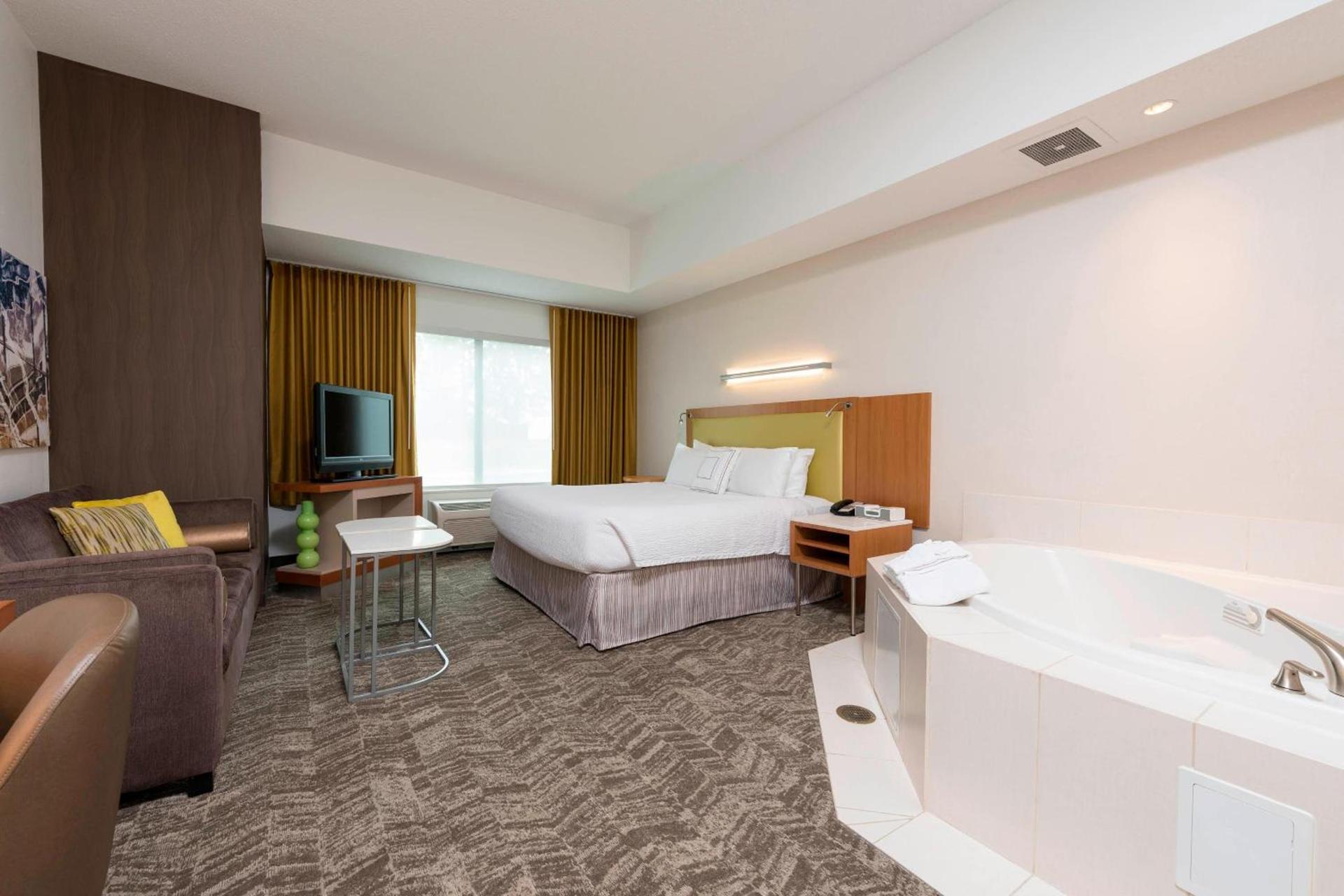 SpringHill Suites Detroit Auburn Hills photo 10