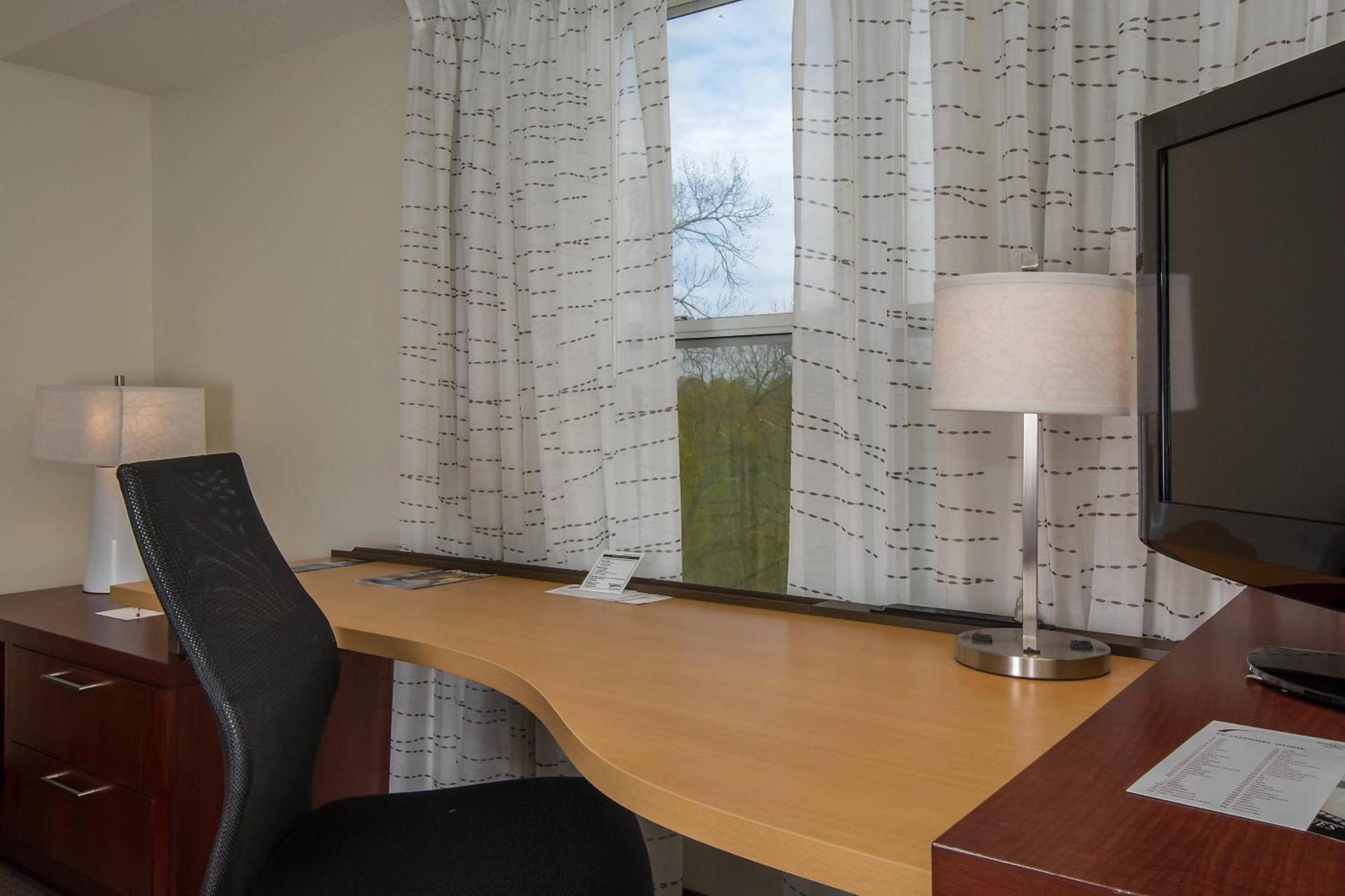 Residence Inn by Marriott Charlotte Piper Glen photo 14