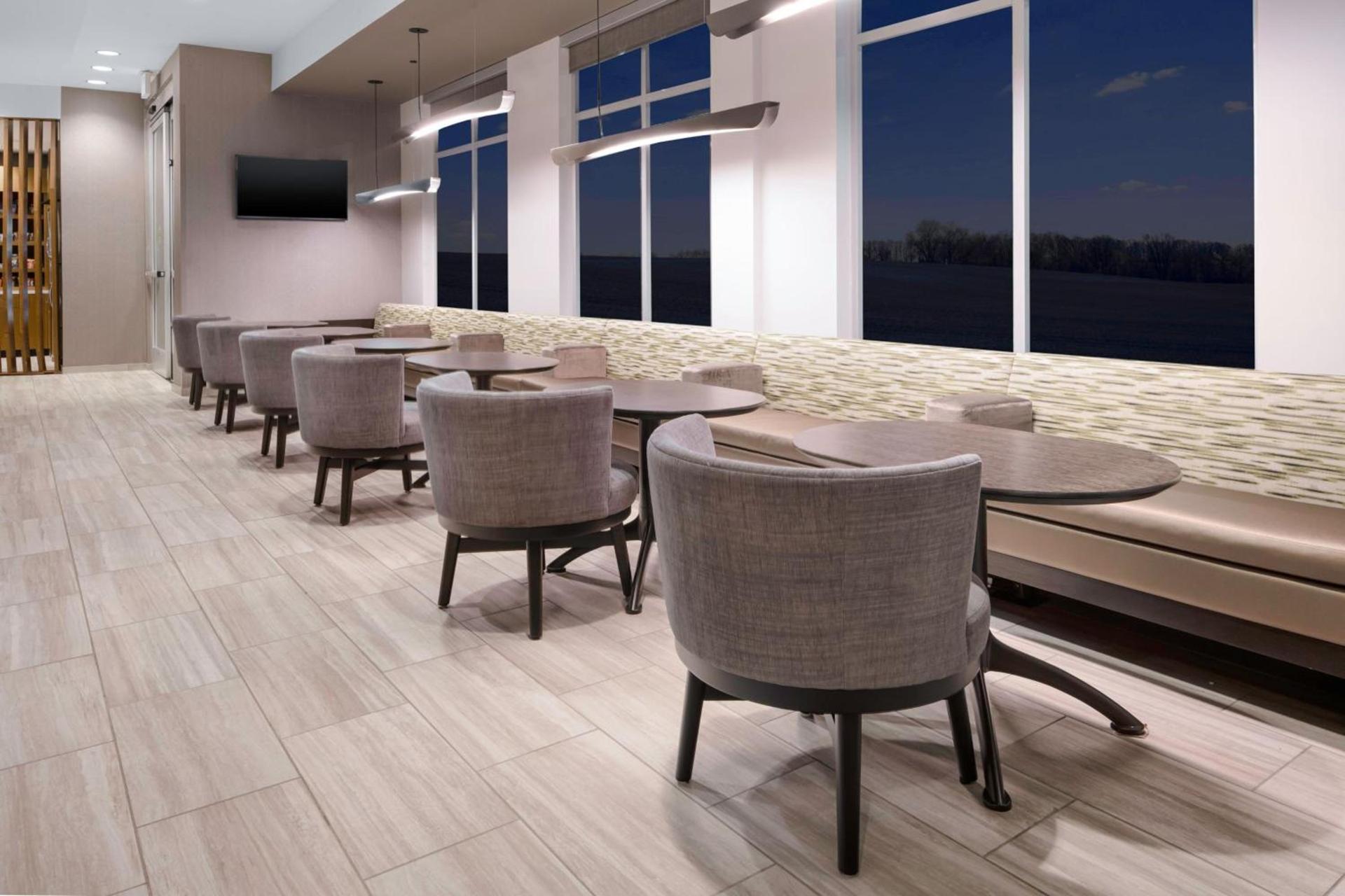 SpringHill Suites by Marriott Charlotte Airport Lake Pointe photo 11