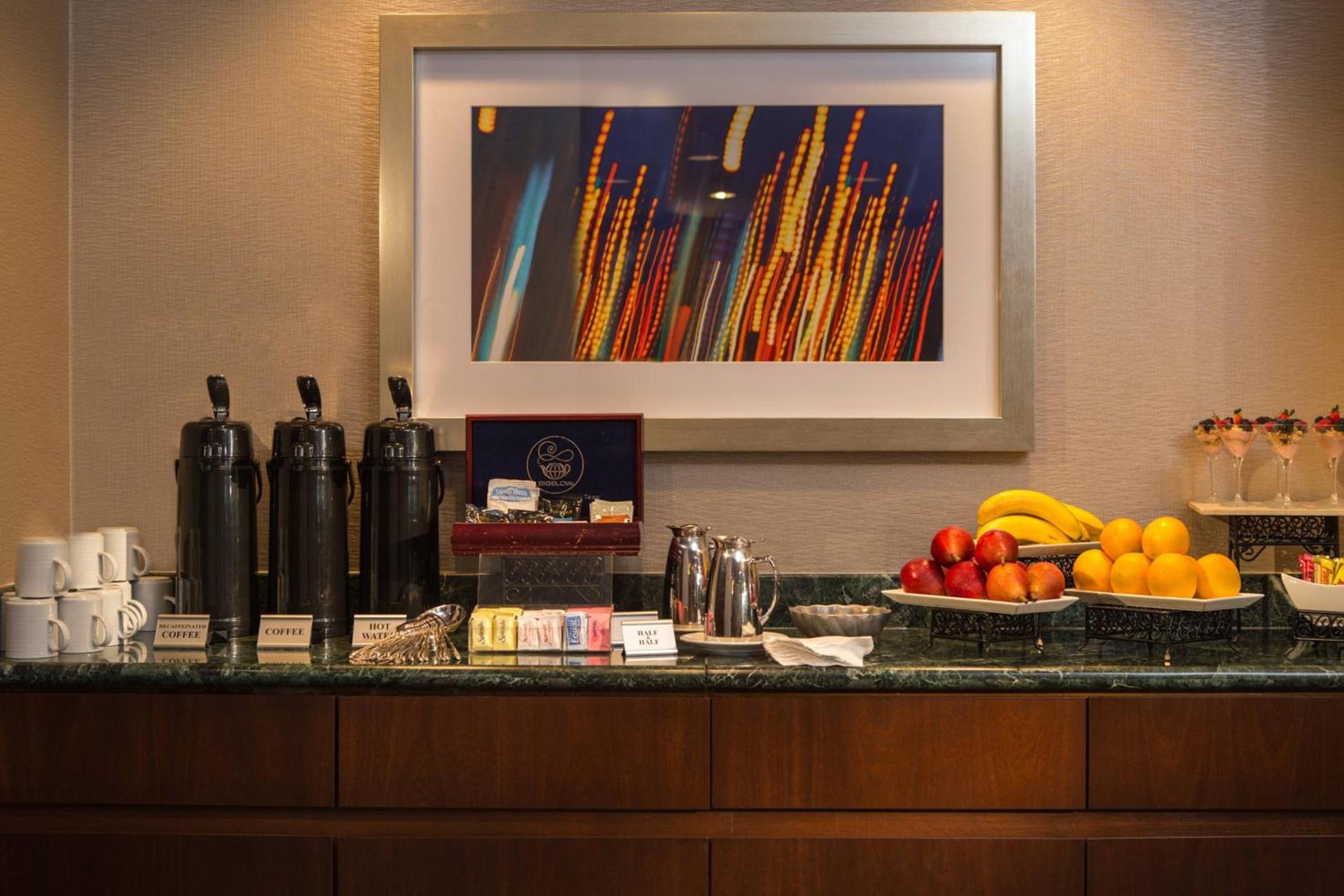 Washington Dulles Marriott Suites photo 33