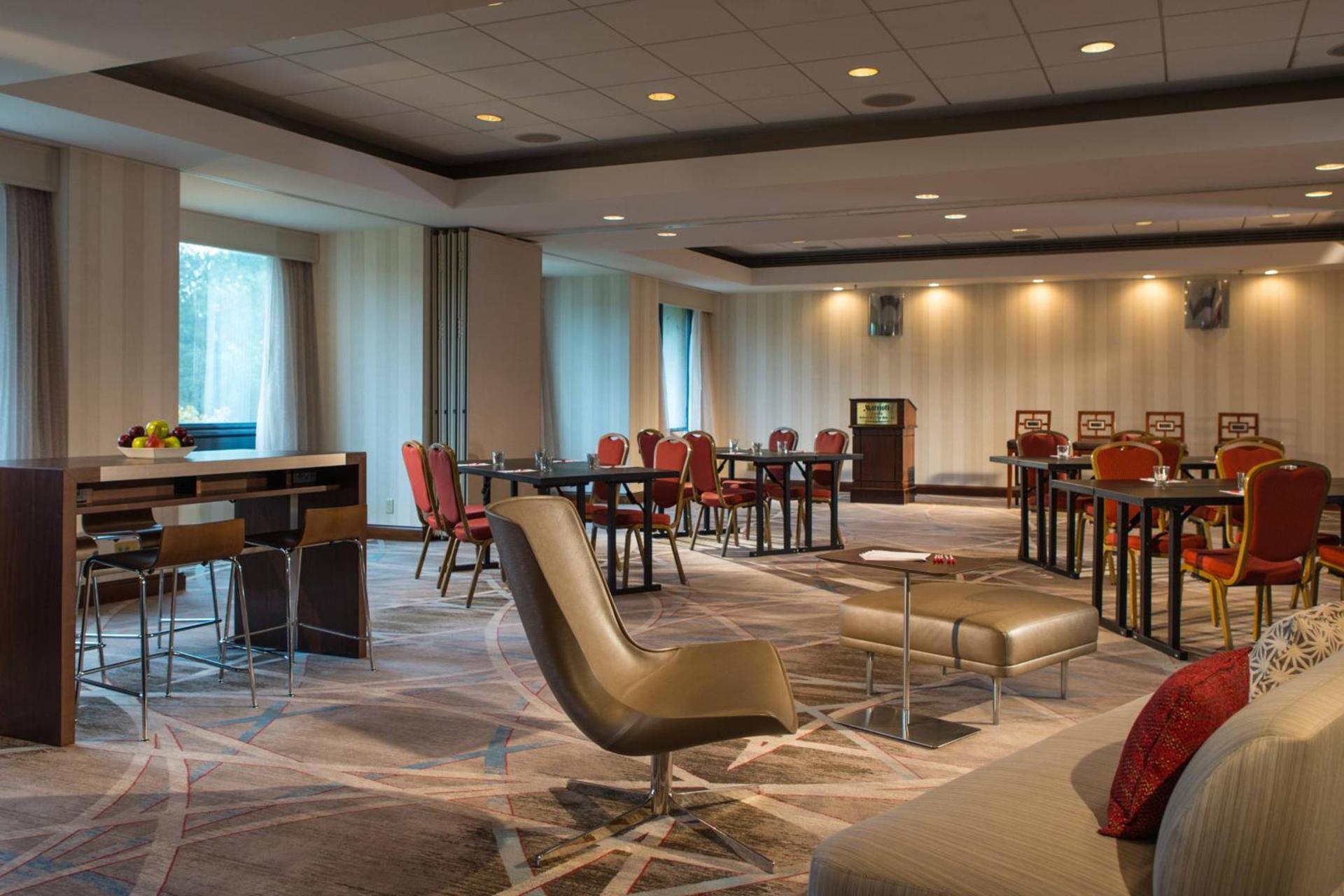 Washington Dulles Marriott Suites photo 35