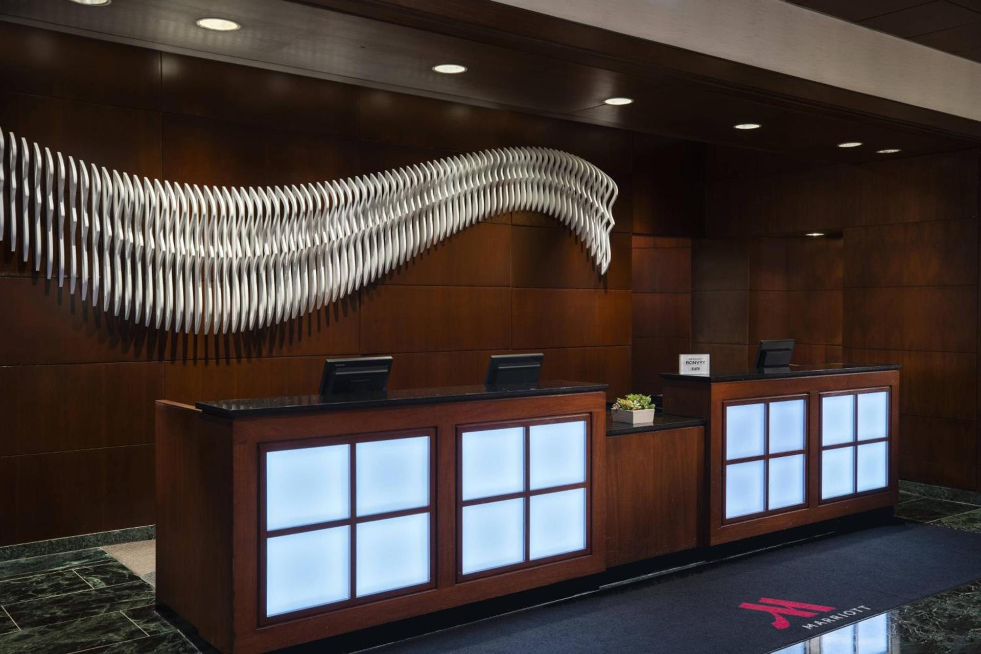 Washington Dulles Marriott Suites photo 3
