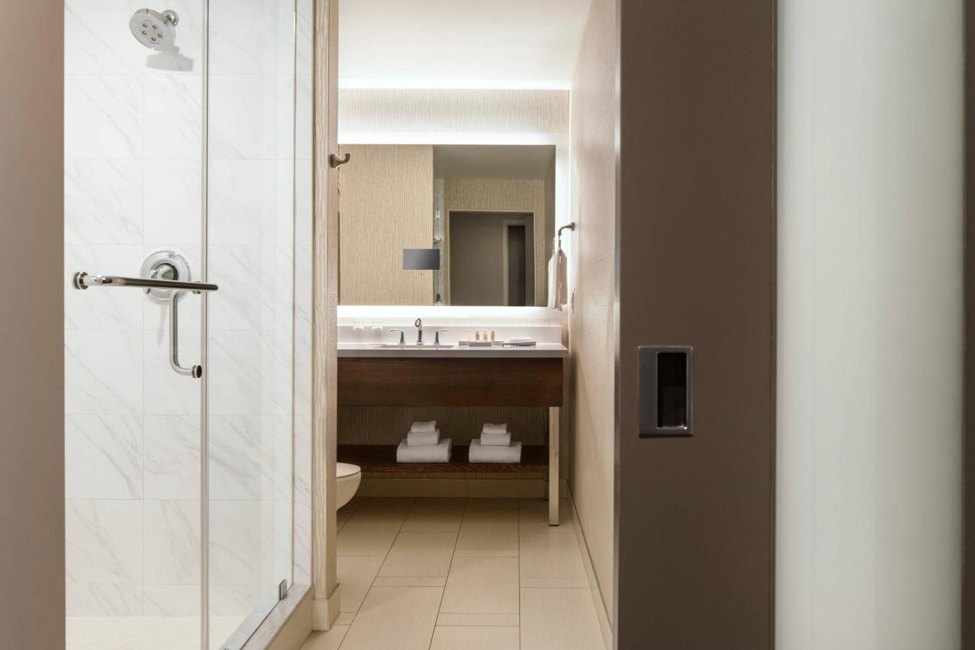 Renaissance Denver Downtown City Center Hotel photo 10
