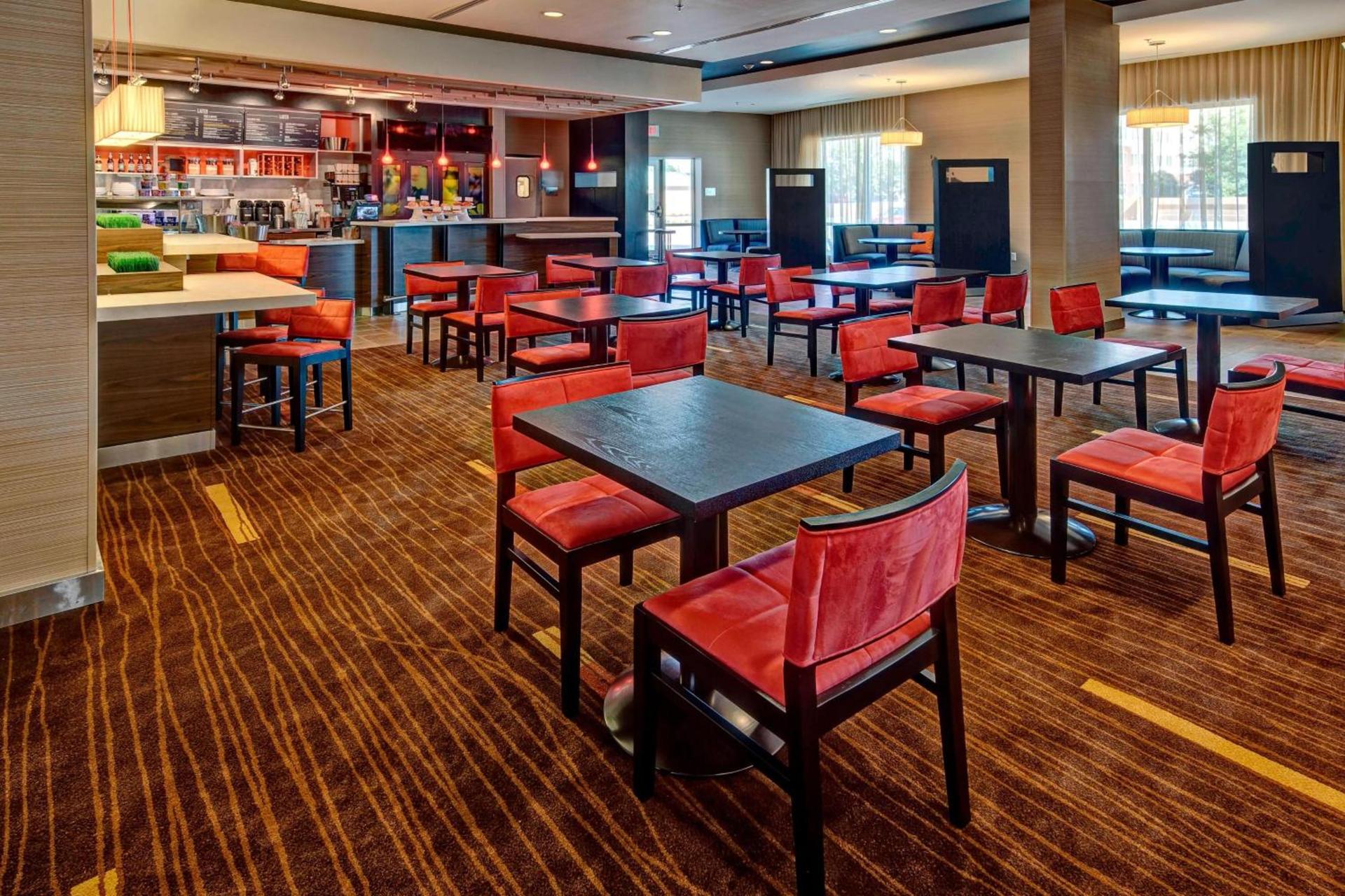 Courtyard by Marriott Westbury Long Island photo 30
