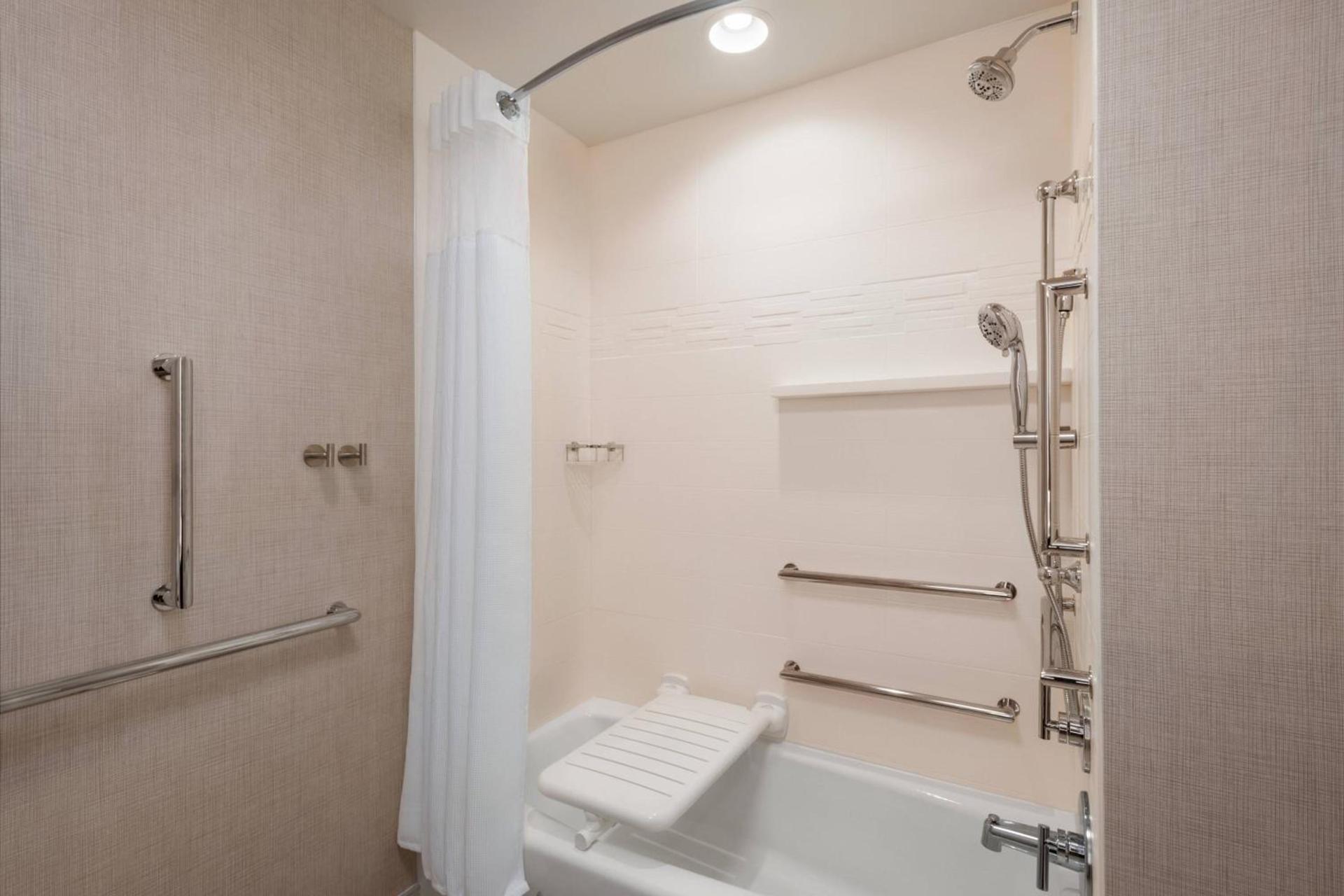 Residence Inn by Marriott Des Moines Ankeny photo 18