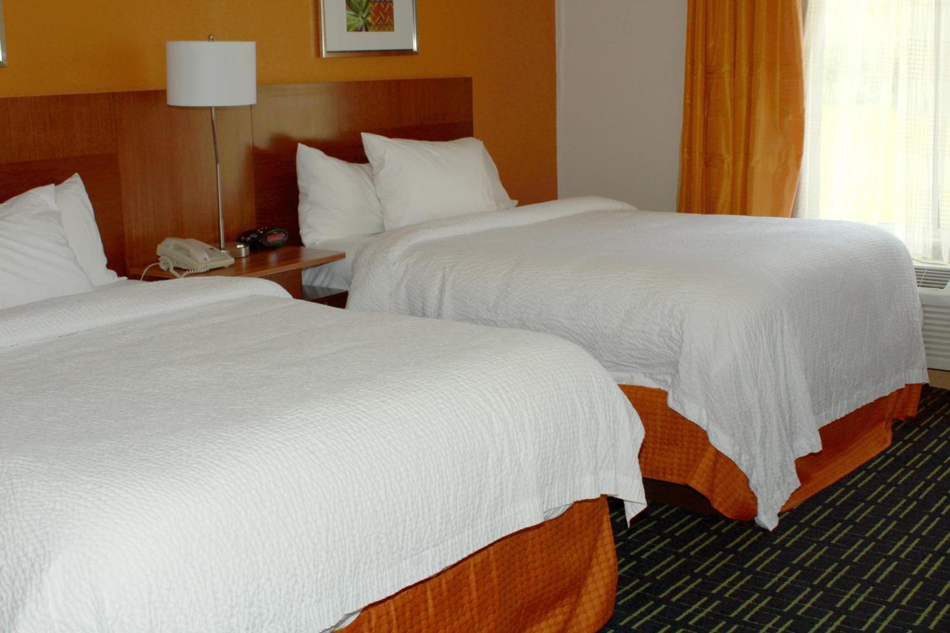 Fairfield Inn & Suites by Marriott Fairmont photo 4