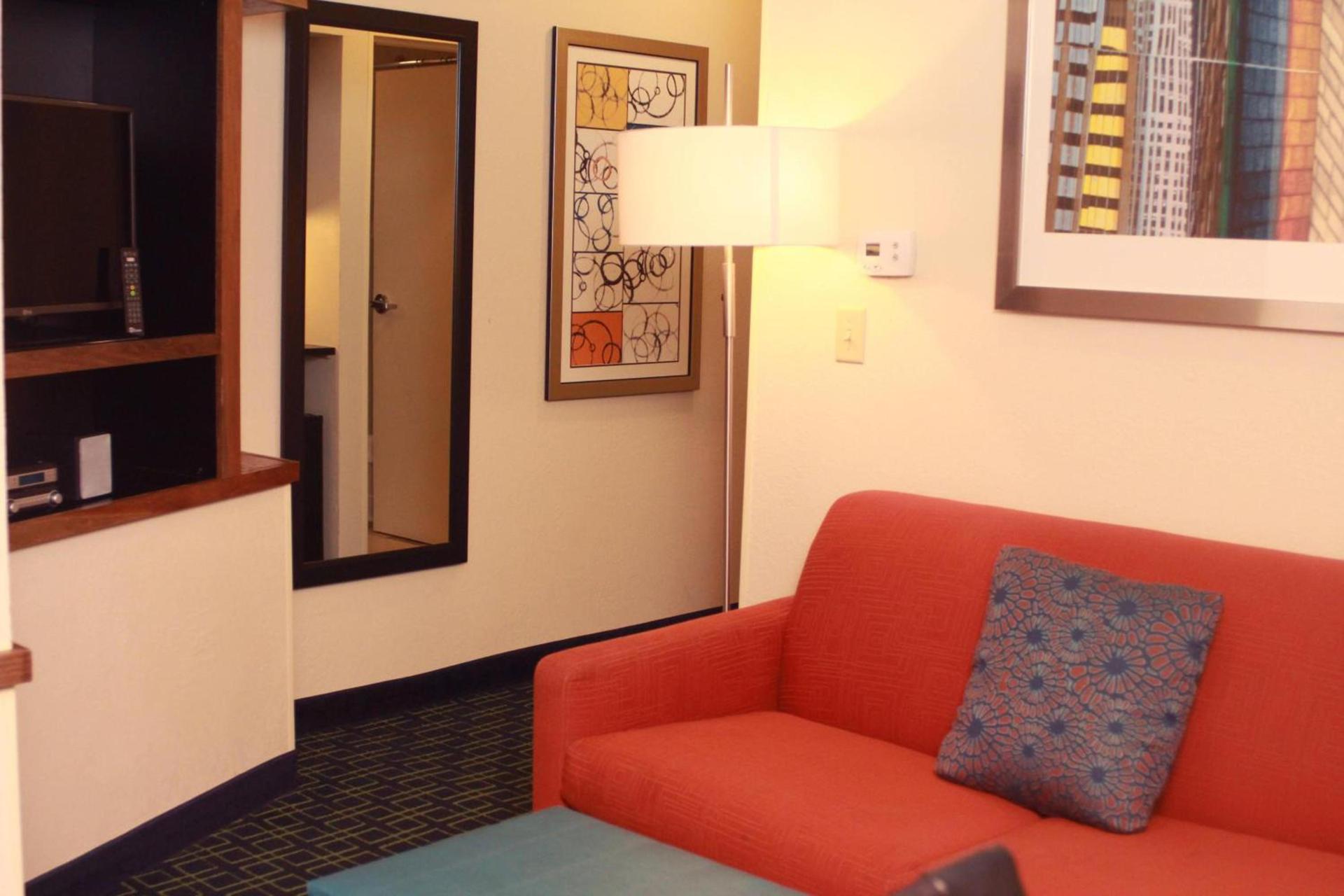 Fairfield Inn & Suites by Marriott Fairmont photo 8