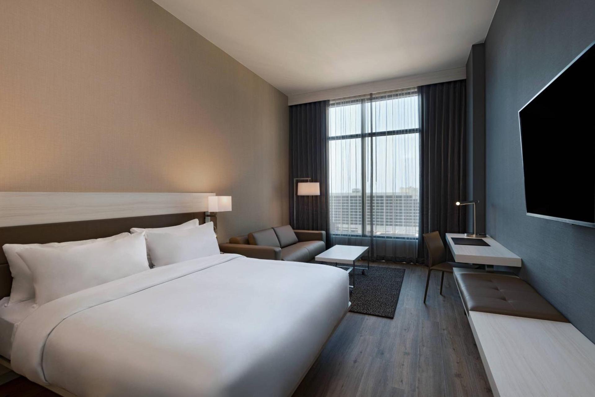 AC Hotel Fort Worth Downtown photo 10