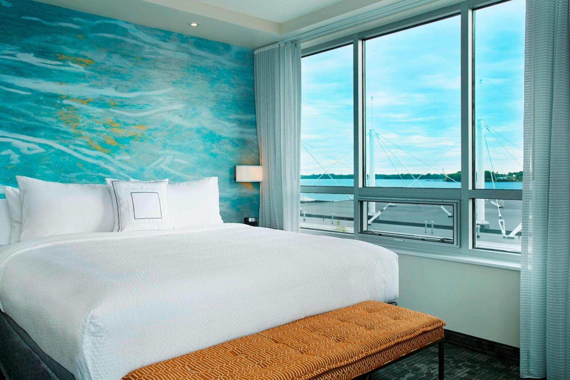Courtyard by Marriott Erie Bayfront photo 28