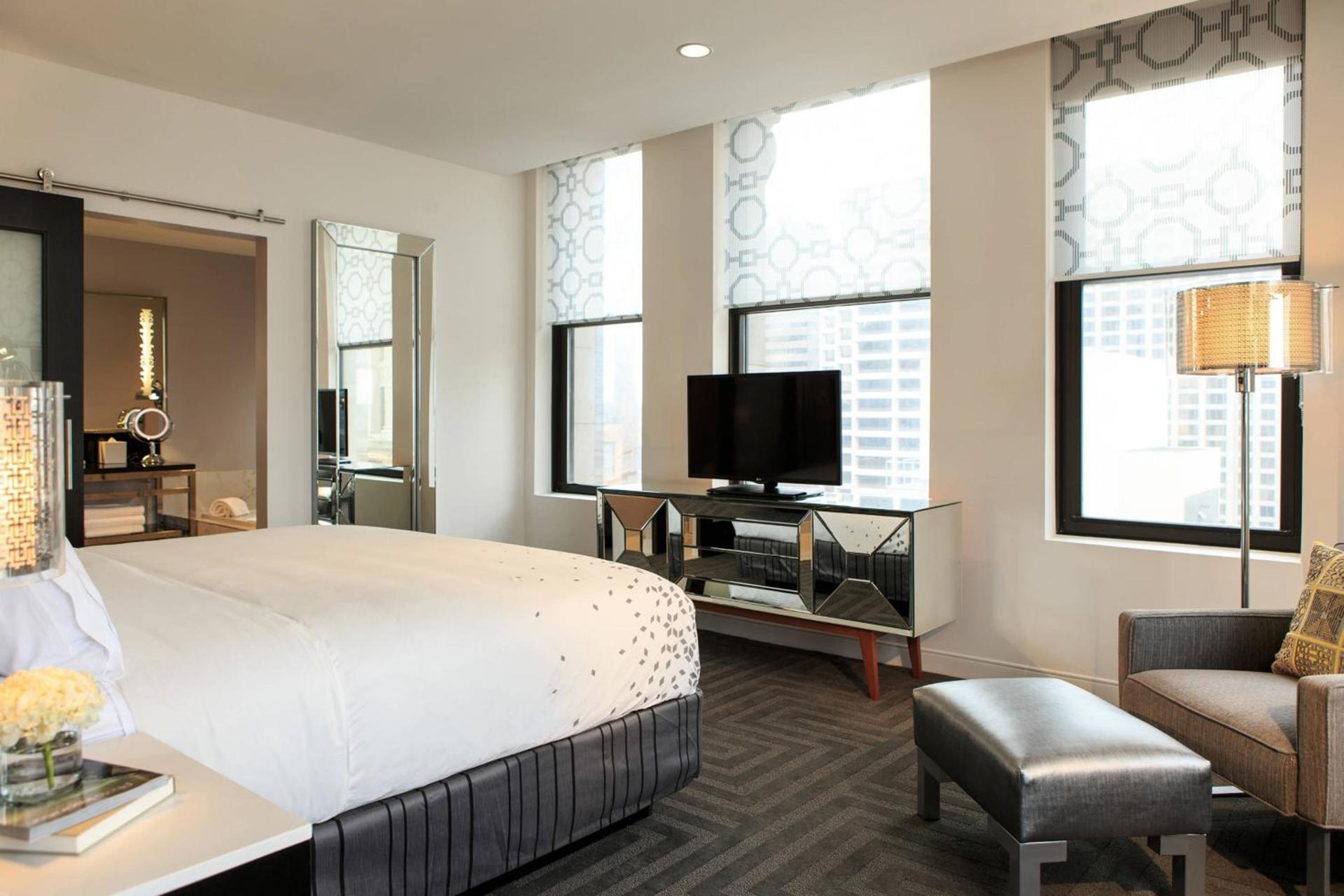 Renaissance Cincinnati Downtown Hotel photo 20