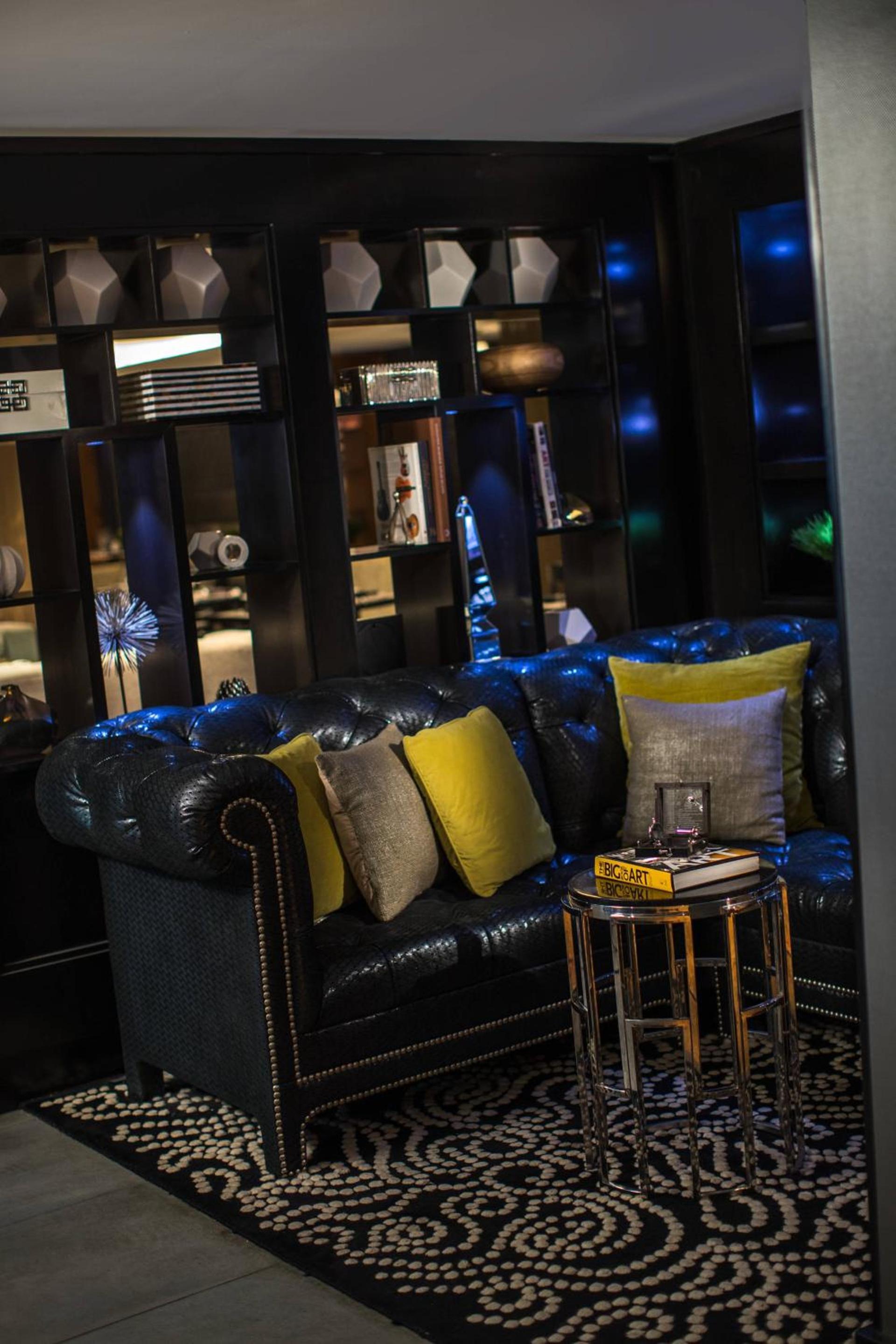 Renaissance Cincinnati Downtown Hotel photo 26