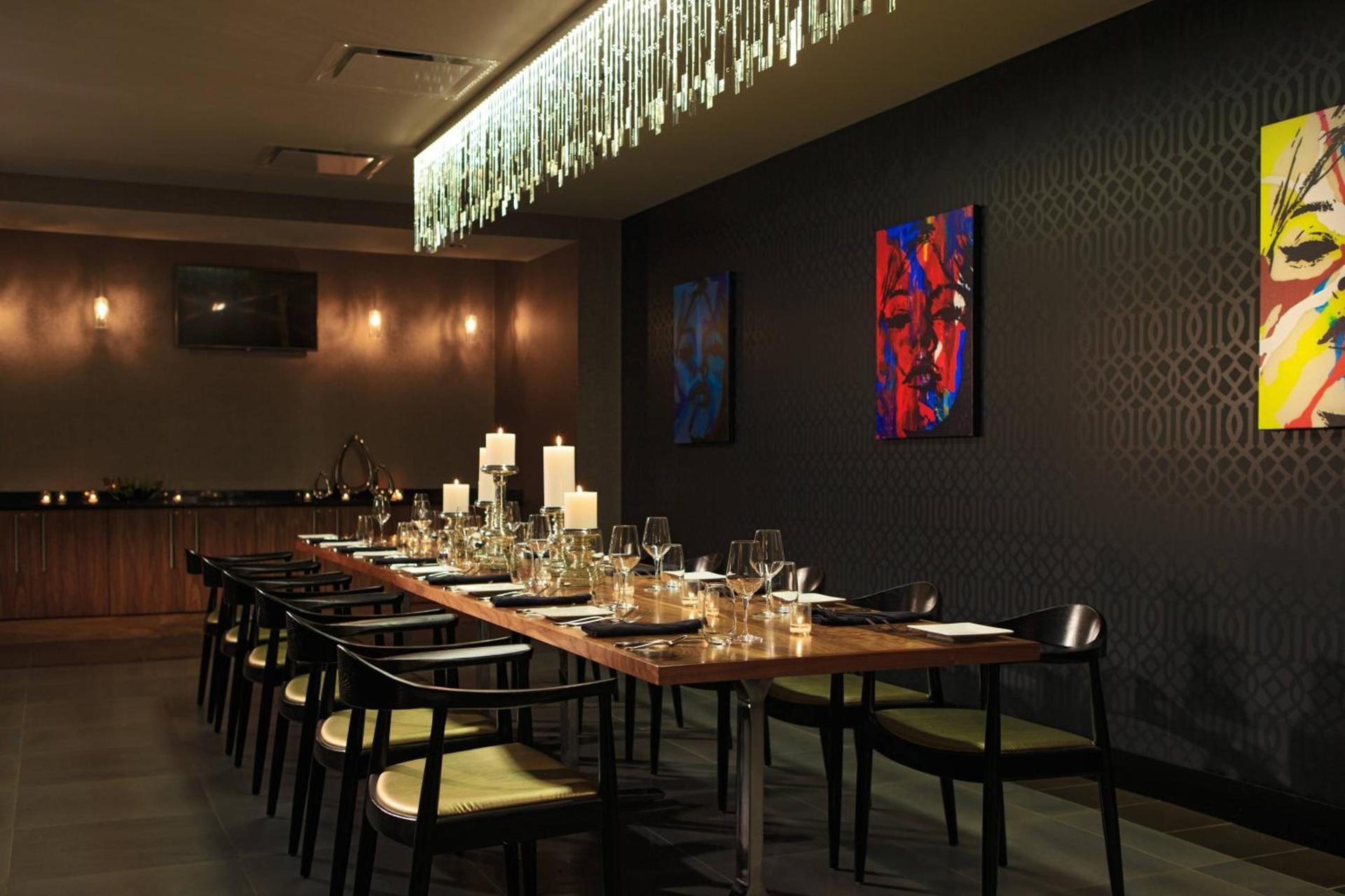 Renaissance Cincinnati Downtown Hotel photo 27