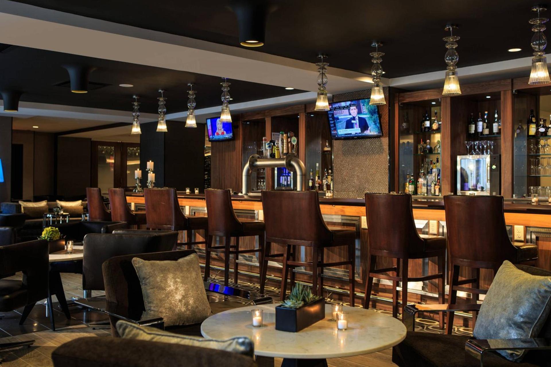 Renaissance Cincinnati Downtown Hotel photo 30