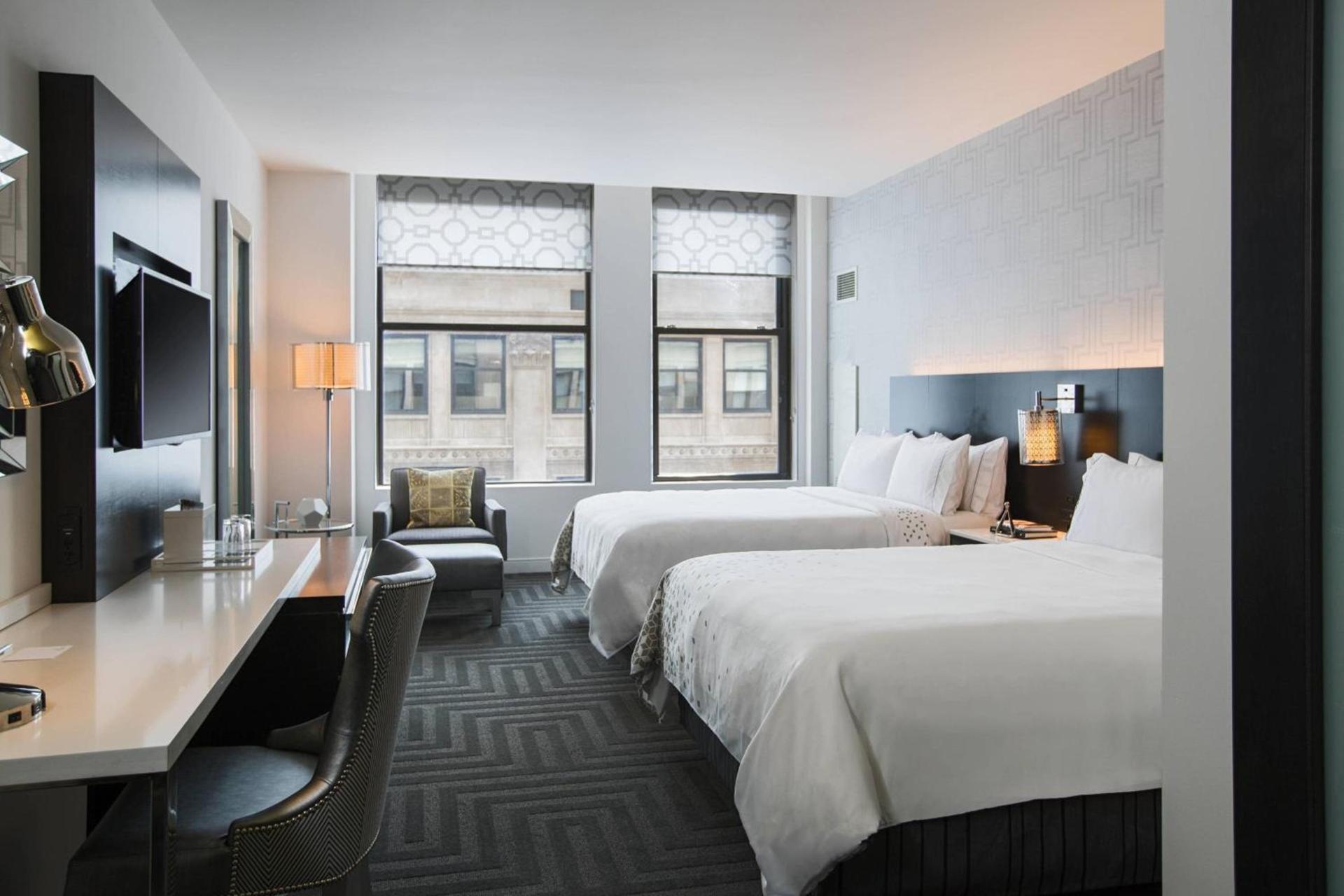 Renaissance Cincinnati Downtown Hotel photo 7