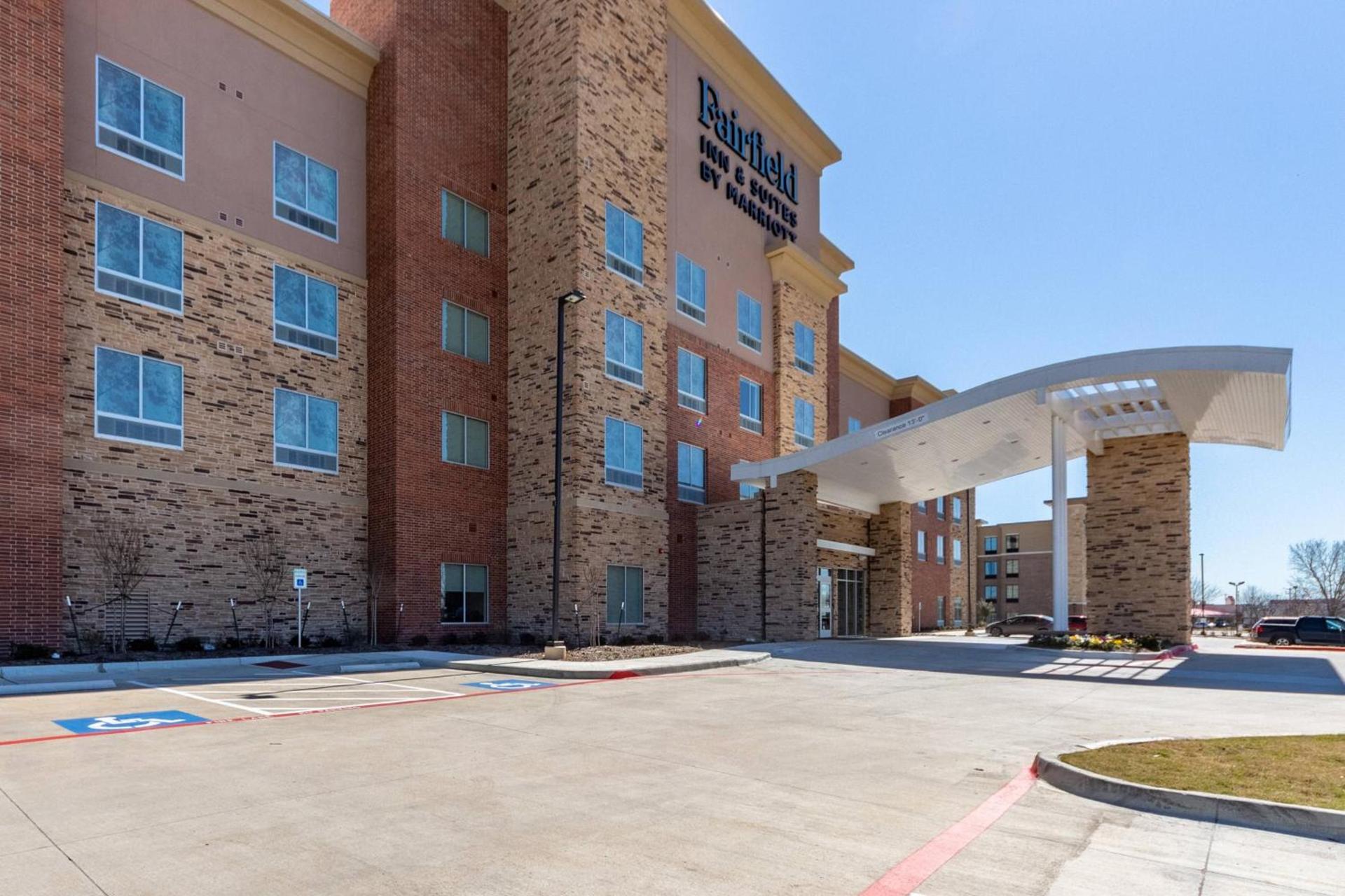 Fairfield Inn & Suites Dallas Arlington South photo 1