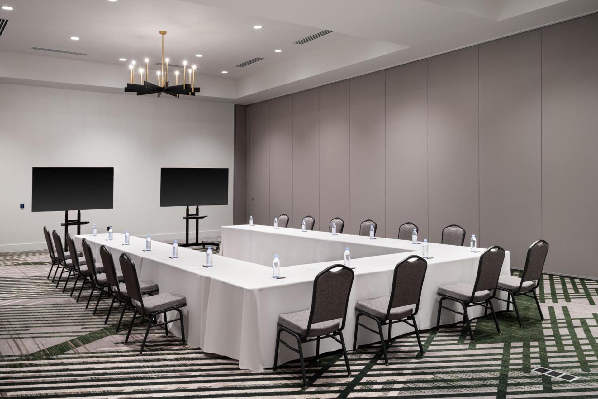 Sheraton Flowood The Refuge Hotel & Conference Center photo 52