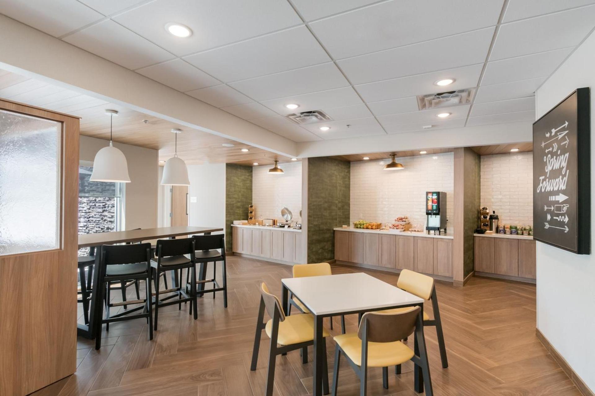 Fairfield by Marriott Inn & Suites Virginia Beach Town Center photo 17