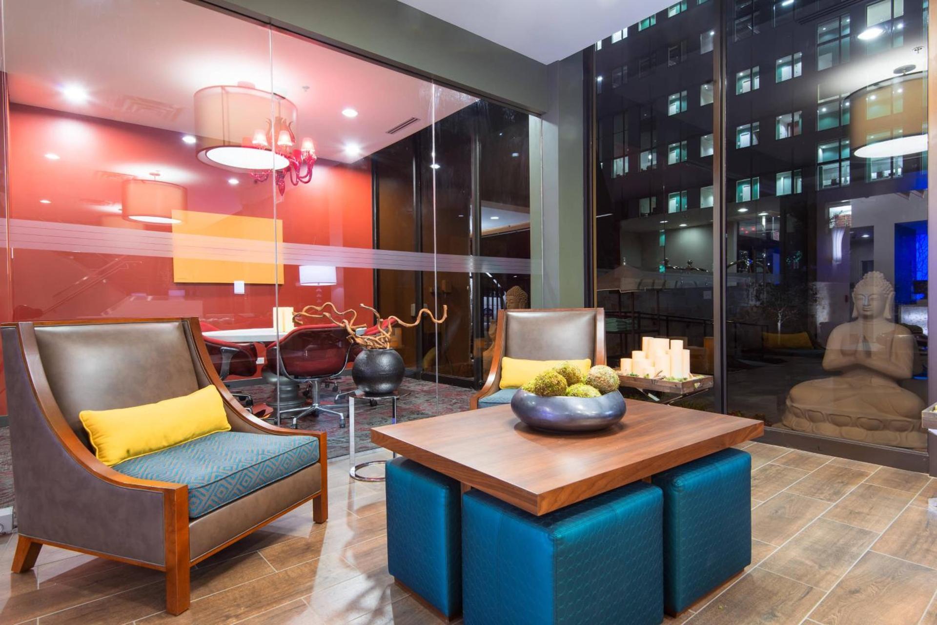Fairfield Inn & Suites by Marriott Charlotte Uptown photo 3