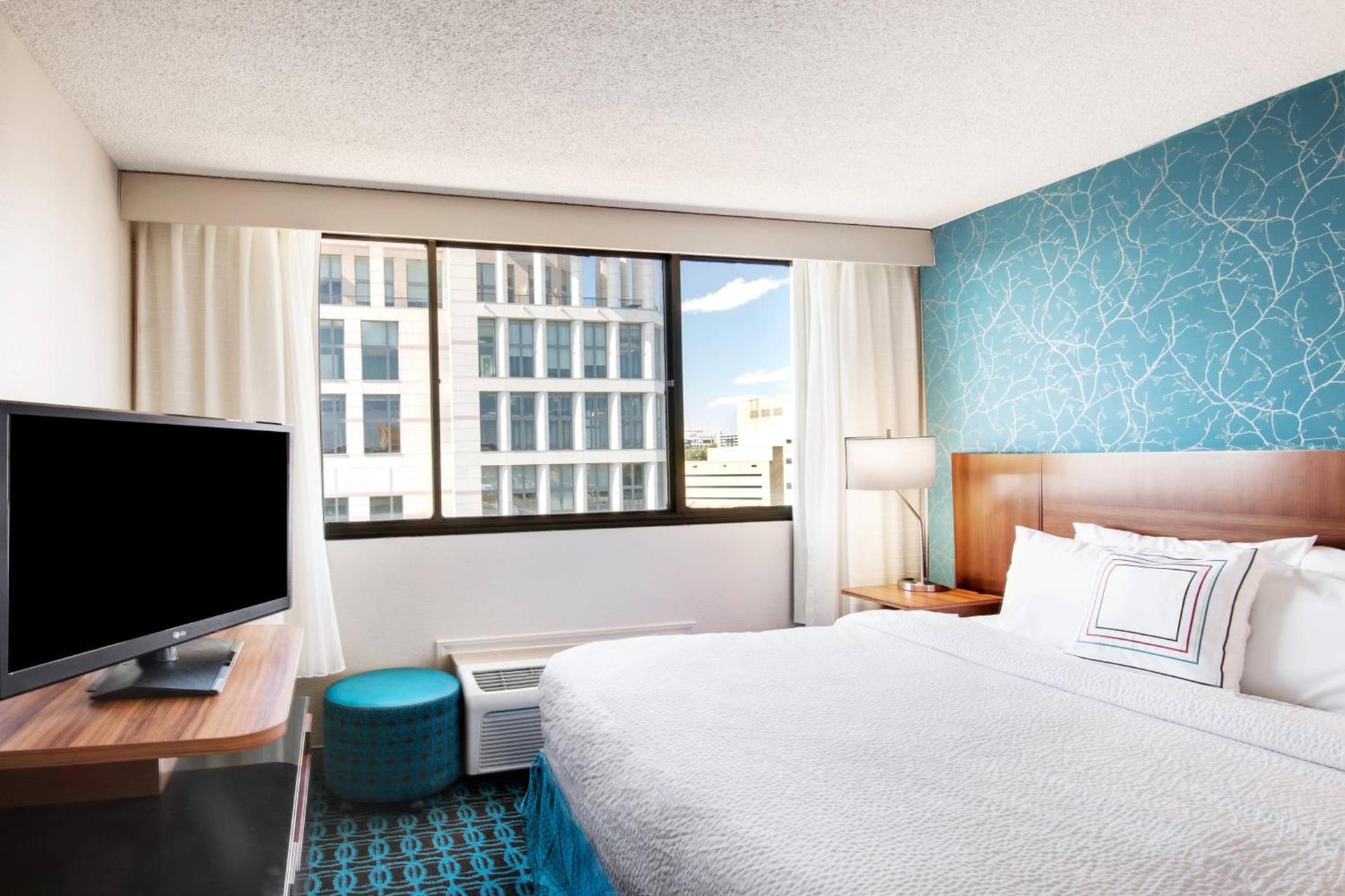 Fairfield Inn & Suites by Marriott Charlotte Uptown photo 8
